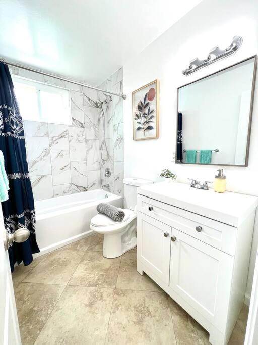 Cozy house near Disney, Knott’s & Beach!!, photo 16