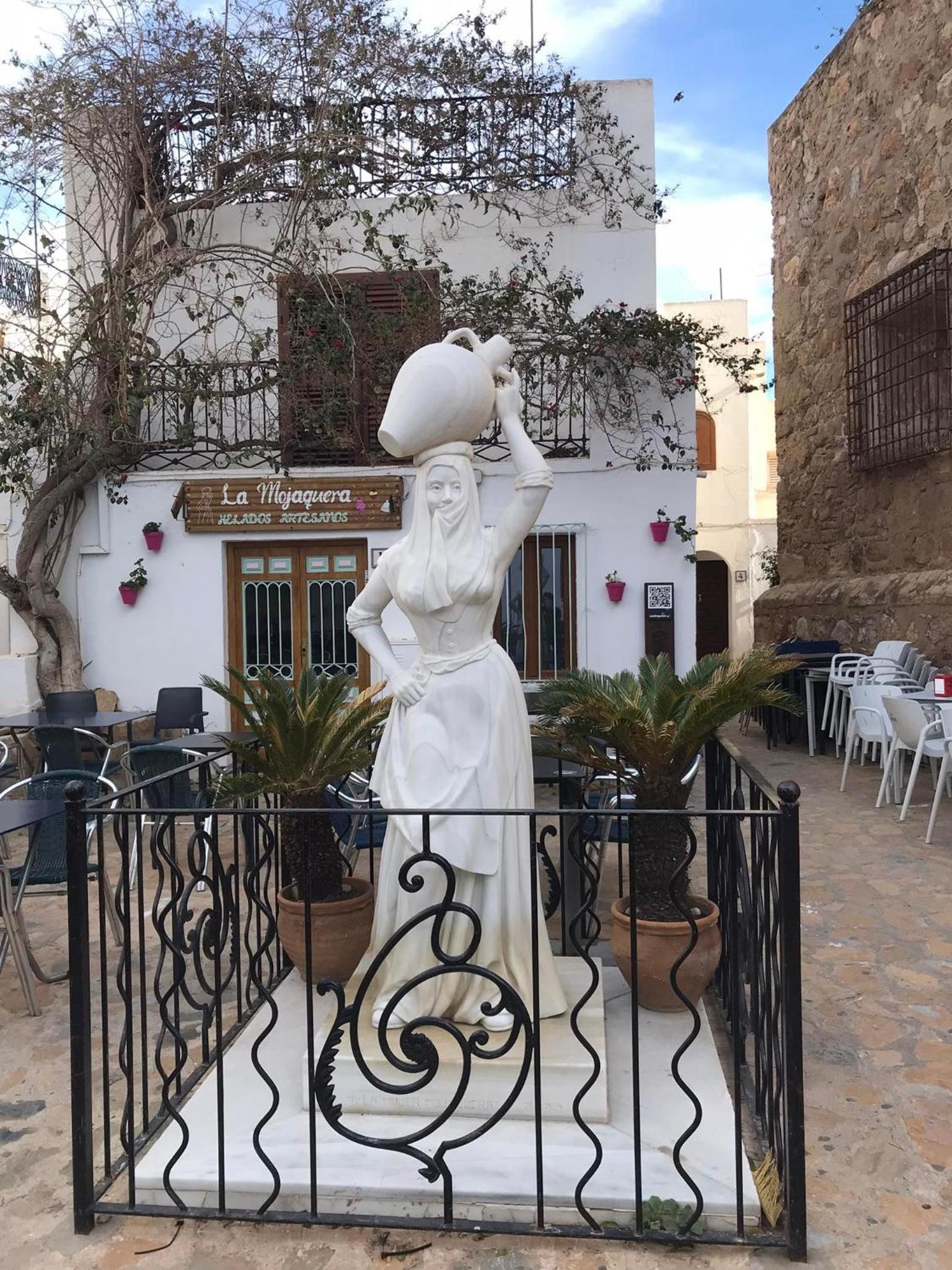 ROMANTICO