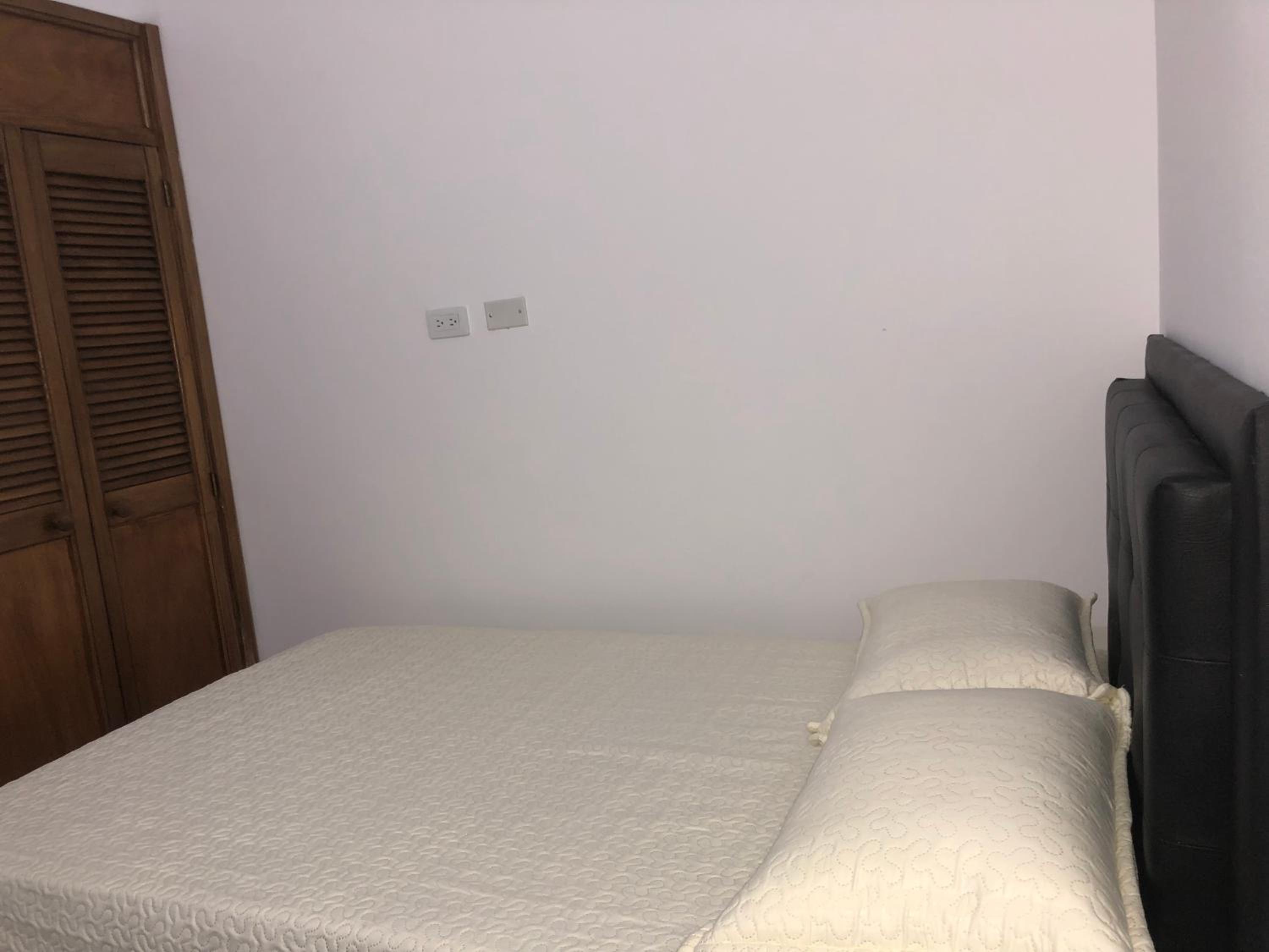 Apartamento amplio en laureles, excelente ubicación, 3 alcobas 403