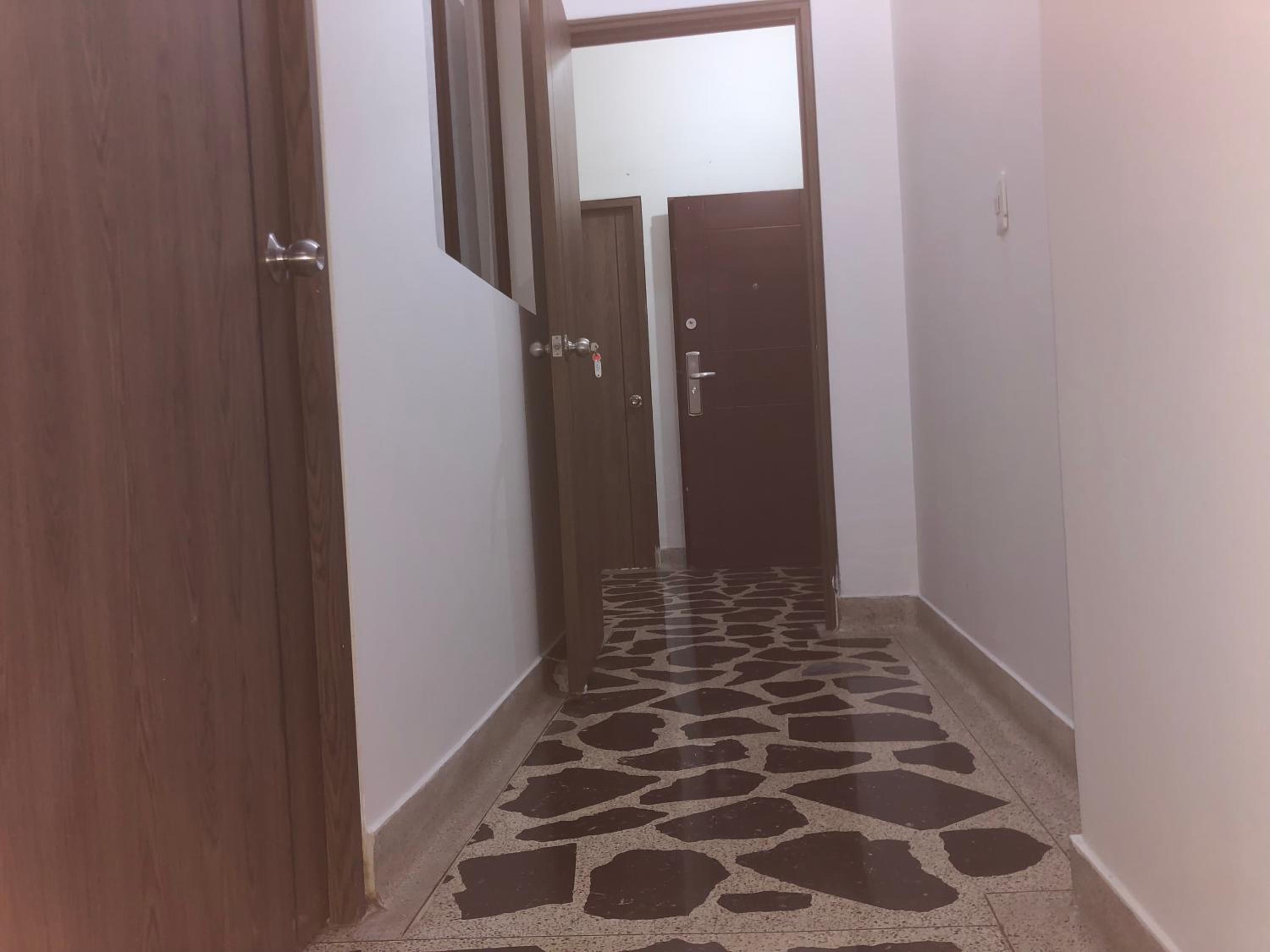 Apartamento amplio en laureles, excelente ubicación, 3 alcobas 403