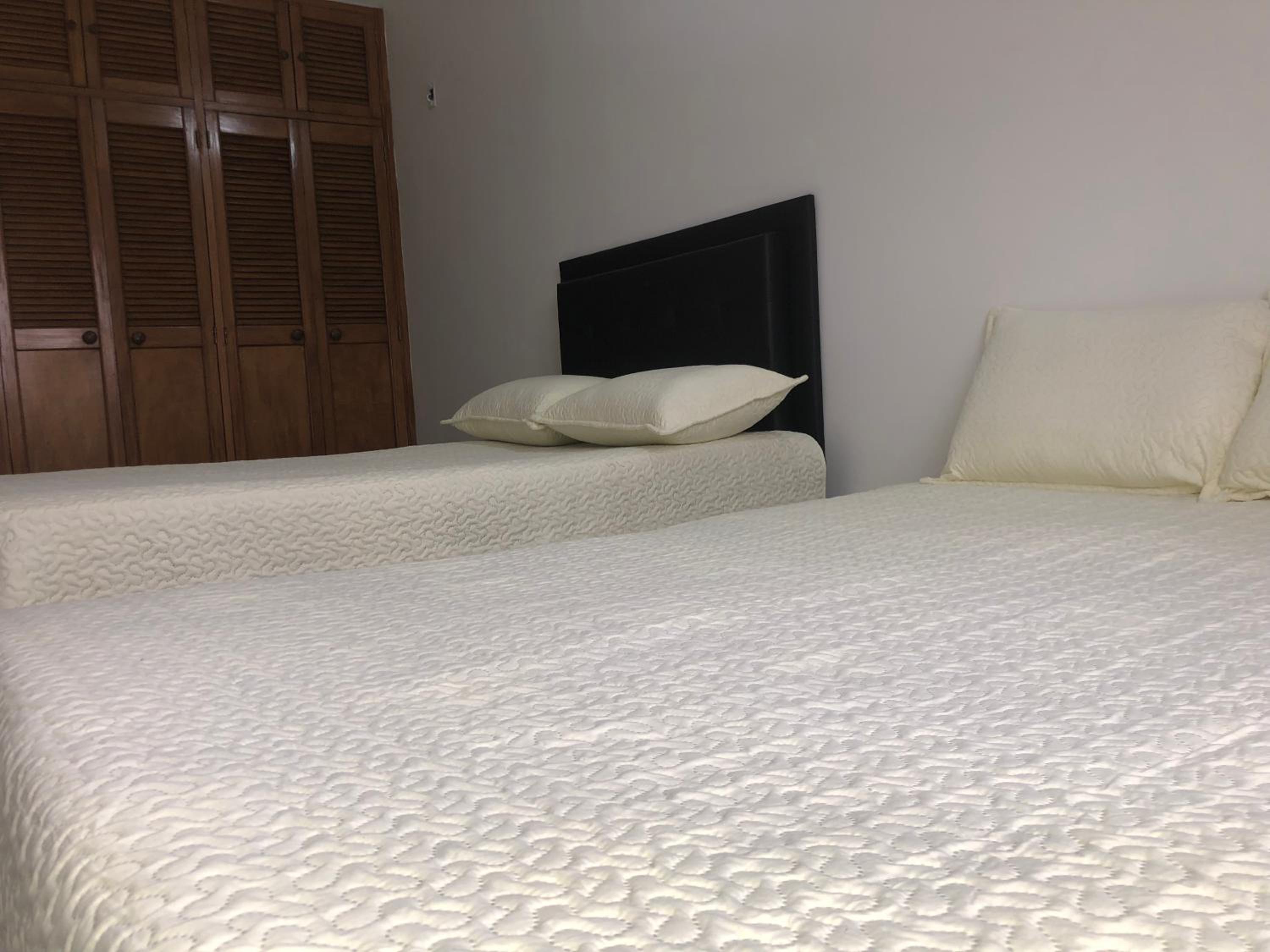 Apartamento amplio en laureles, excelente ubicación, 3 alcobas 403