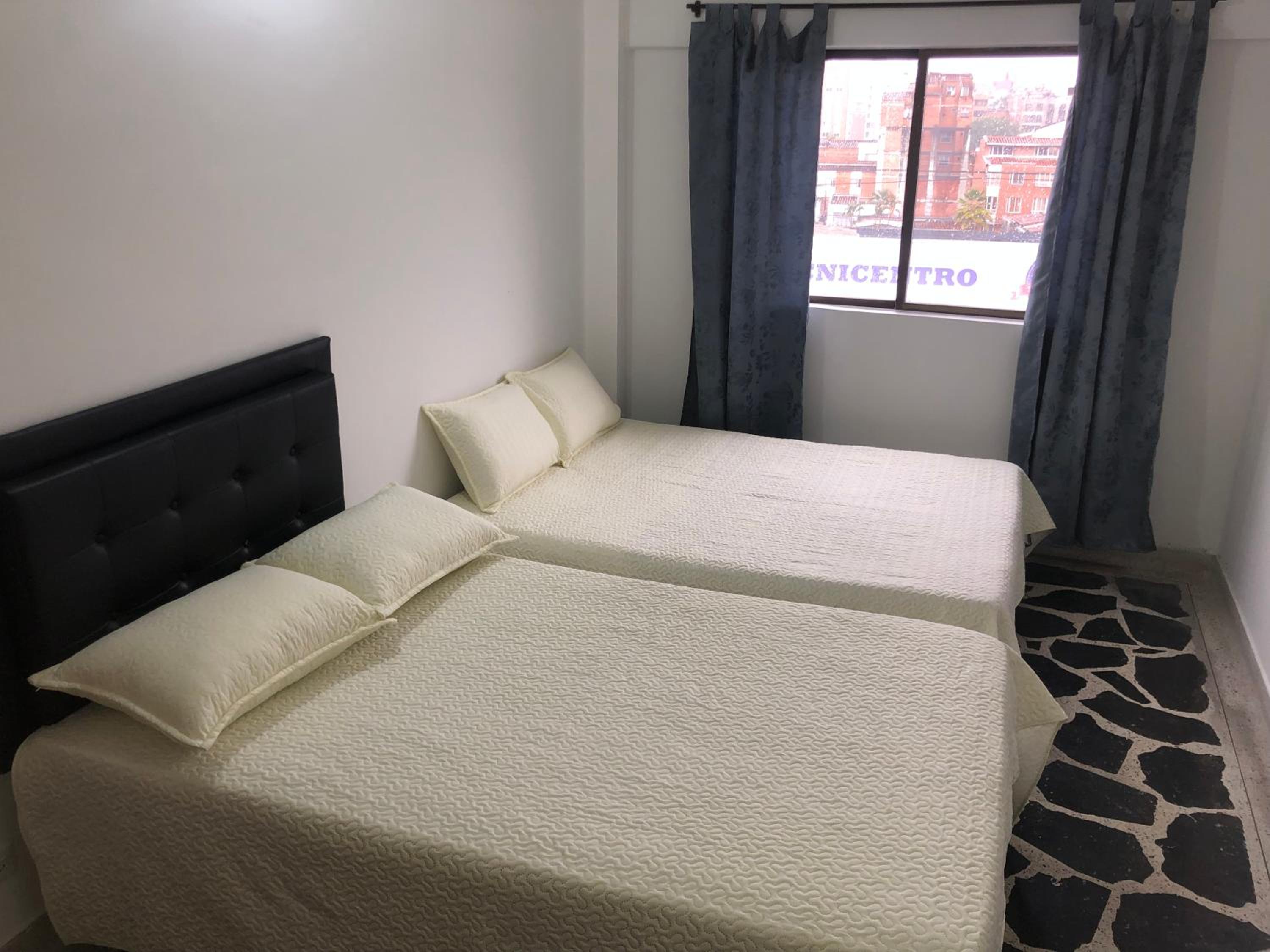 Apartamento amplio en laureles, excelente ubicación, 3 alcobas 403