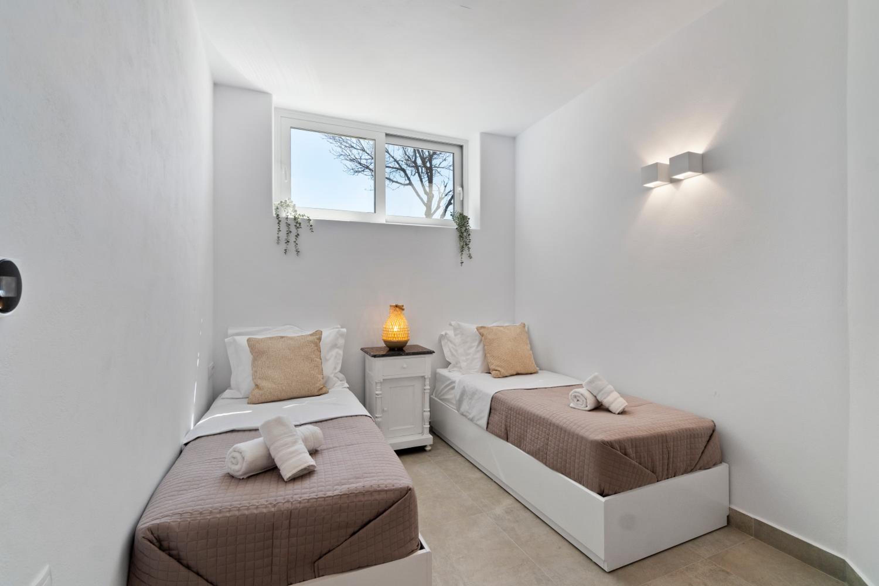 Villa Thalassa, Beachfront, Private Pool & Sunset Views by Explore Andros photo 3