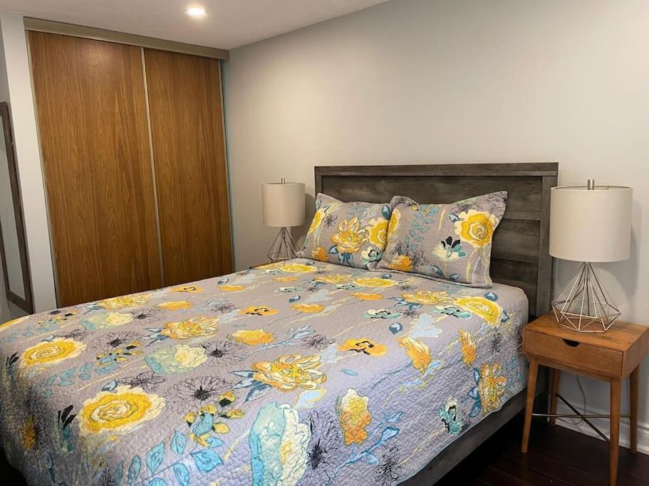 4-bdrm, king & bunkbed, park behind, trails nearby