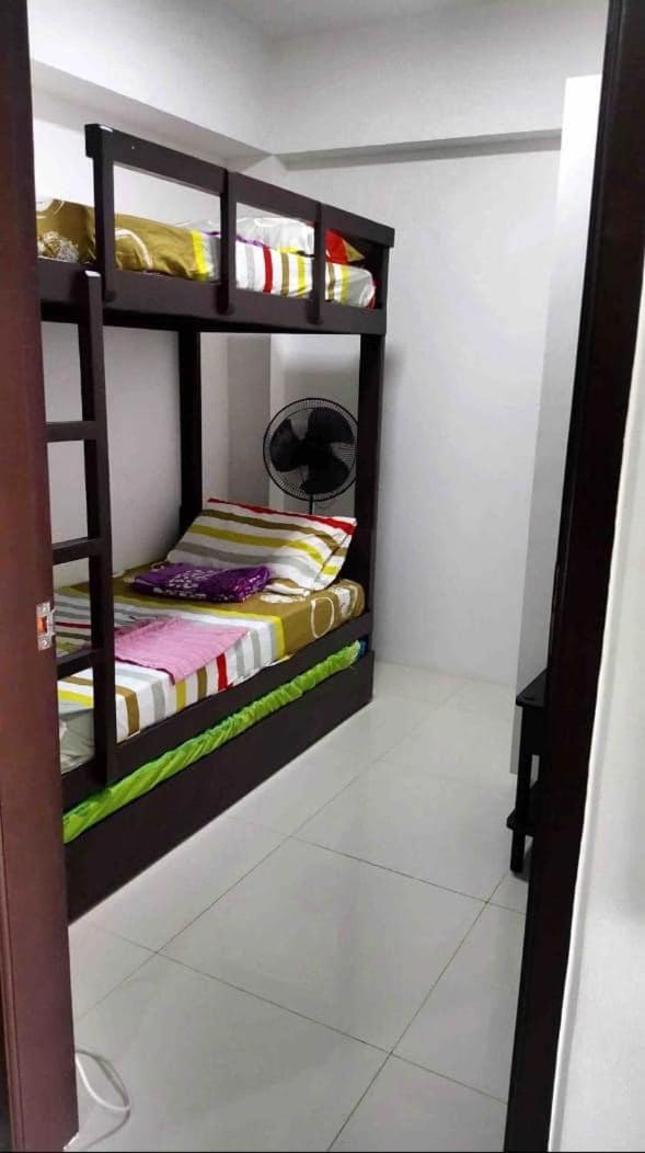 Vhomes Baguio Burnham hills condominium 2BR with Balcony view 2