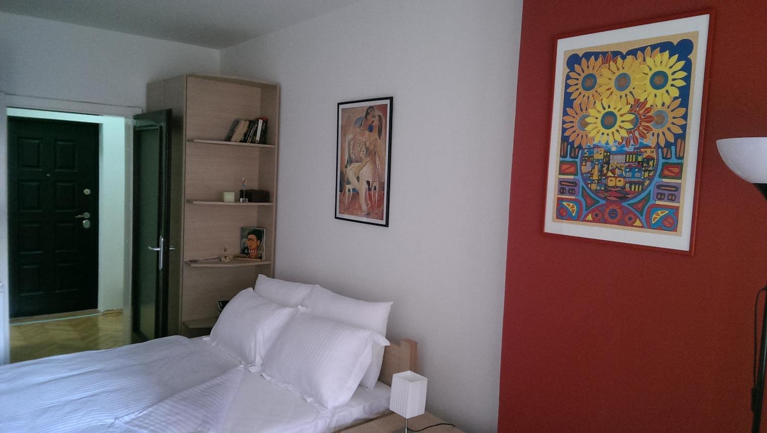Apartment Kapishtec view 2