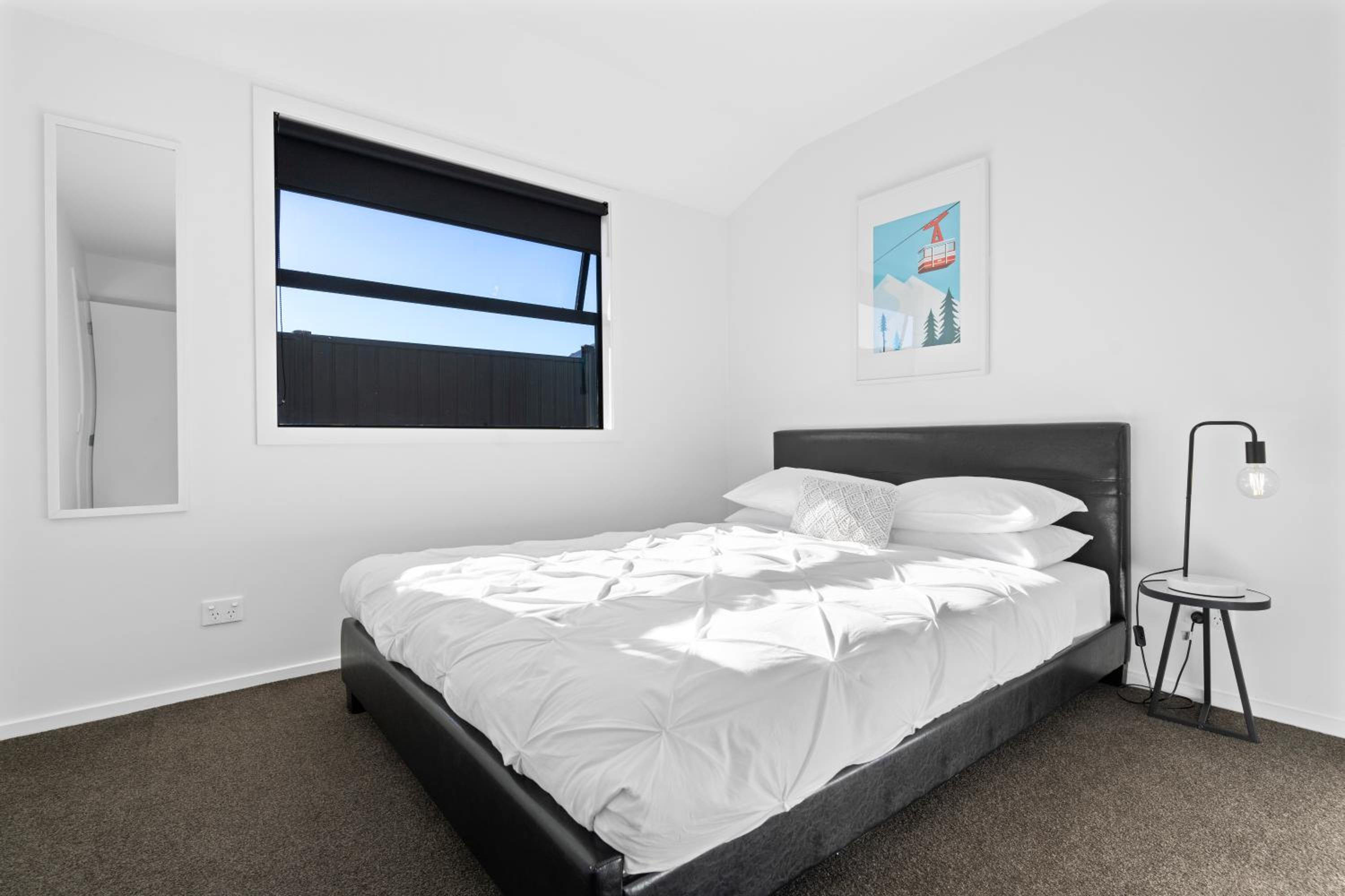 Wanderlust - Queenstown Holiday Home view 3