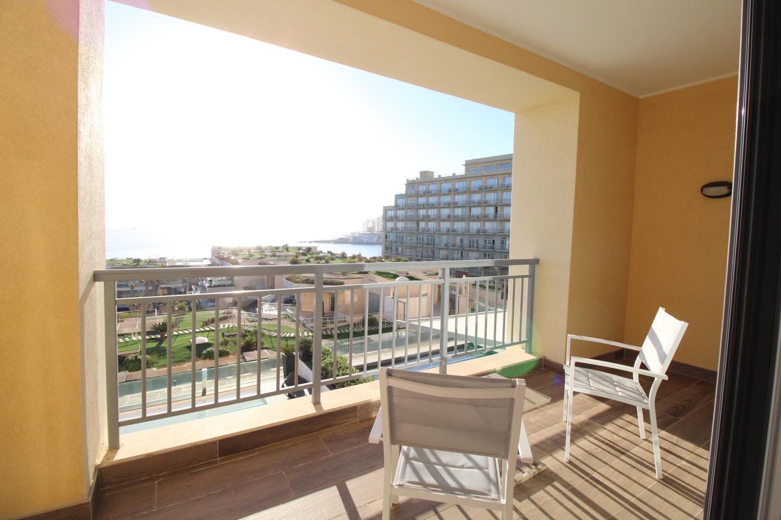 Stunning Seafront Portomaso Apartment view 3