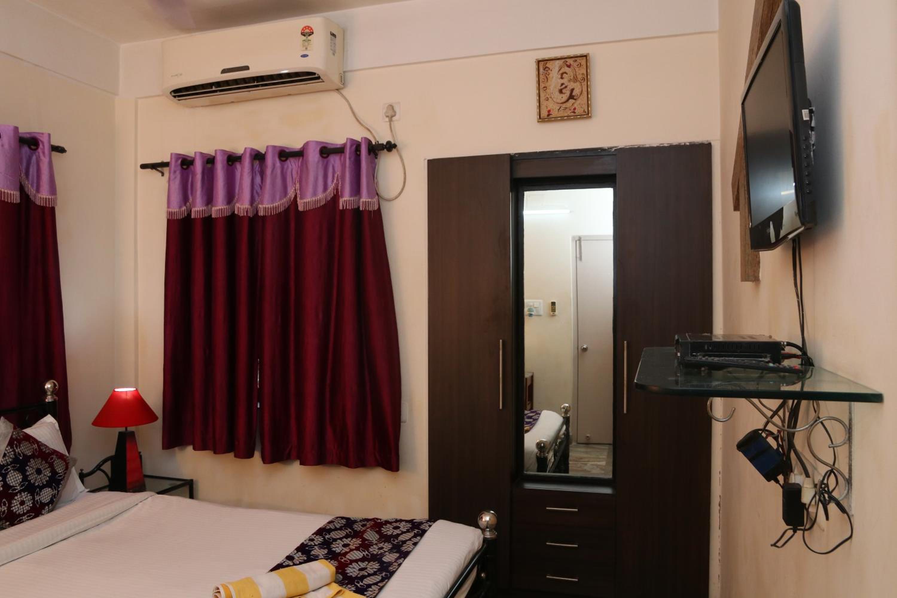 The Elite Apartment Hotel