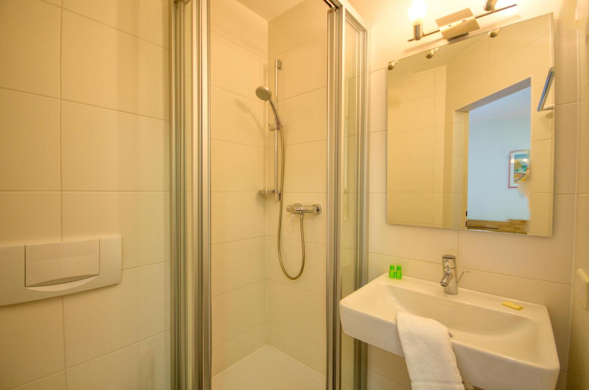 Select Top 4 - by Alpen Apartments