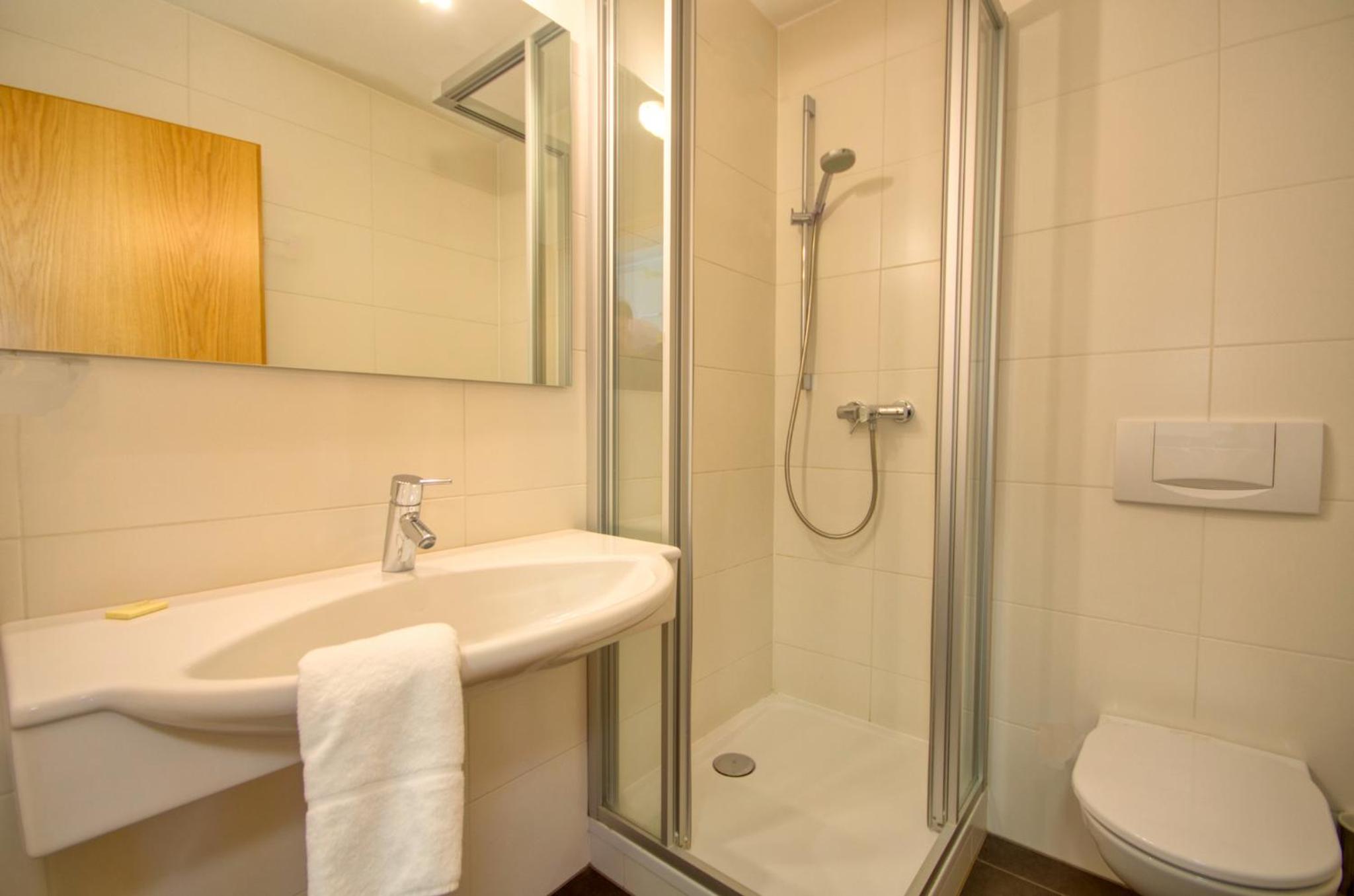 Select Top 4 - by Alpen Apartments