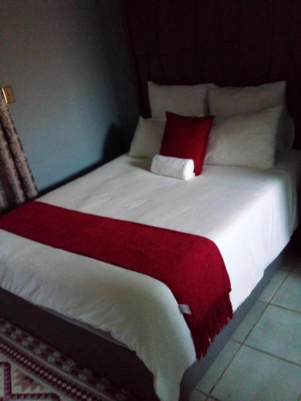 Contractors Group Accommodation In Klerksdorp view 5