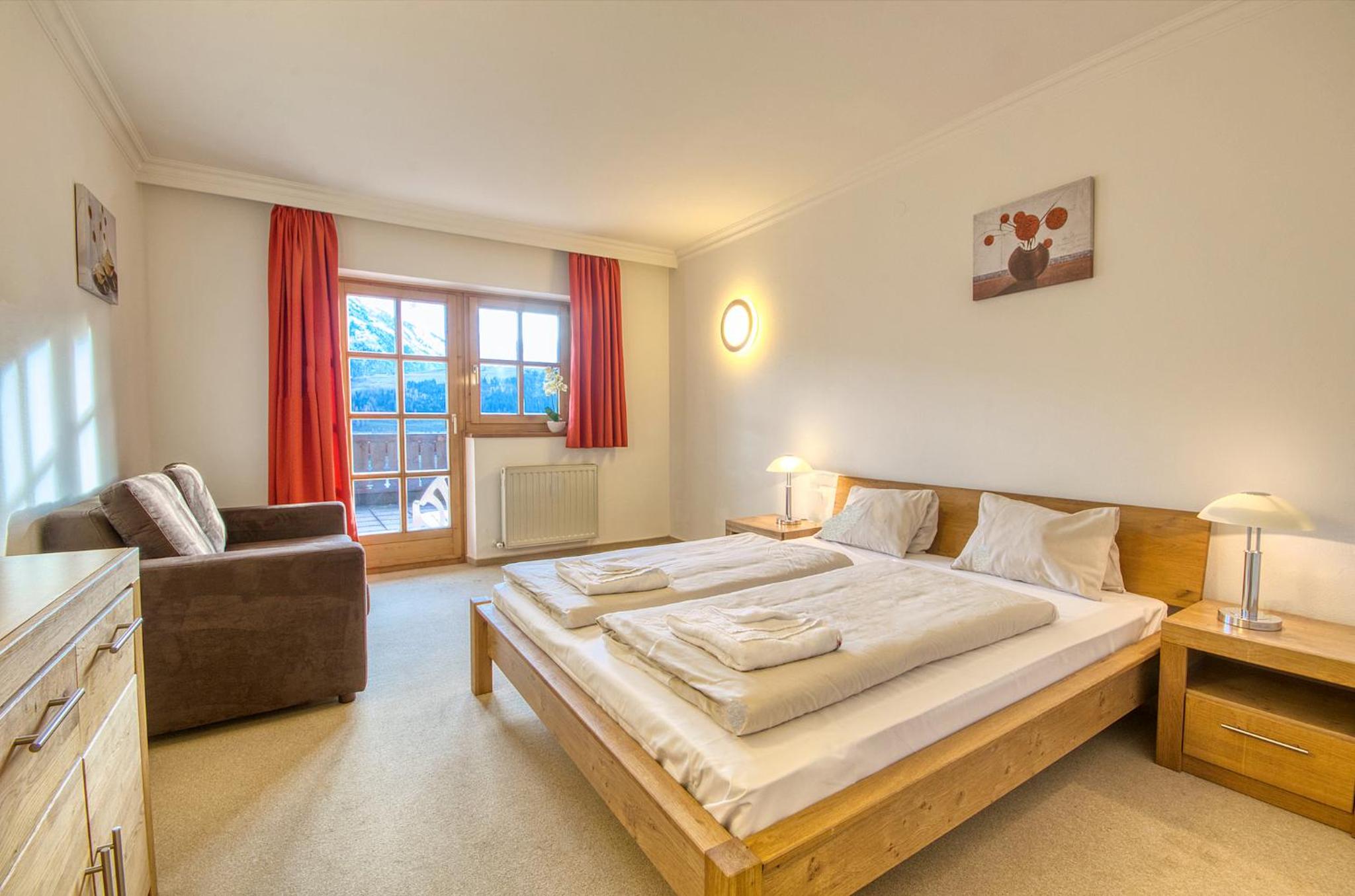 Select Top 7 - by Alpen Apartments
