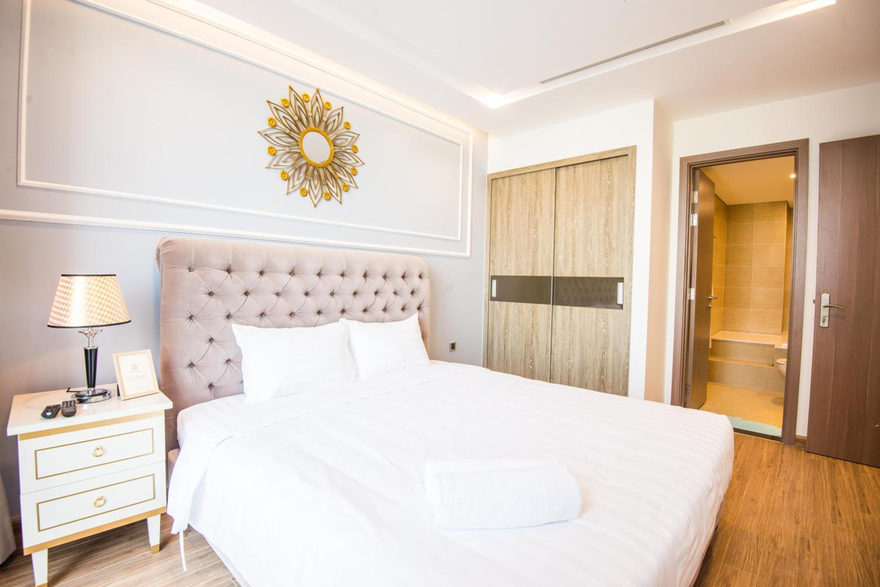 Premium Apartment Vinhomes Metropolis BaDinh