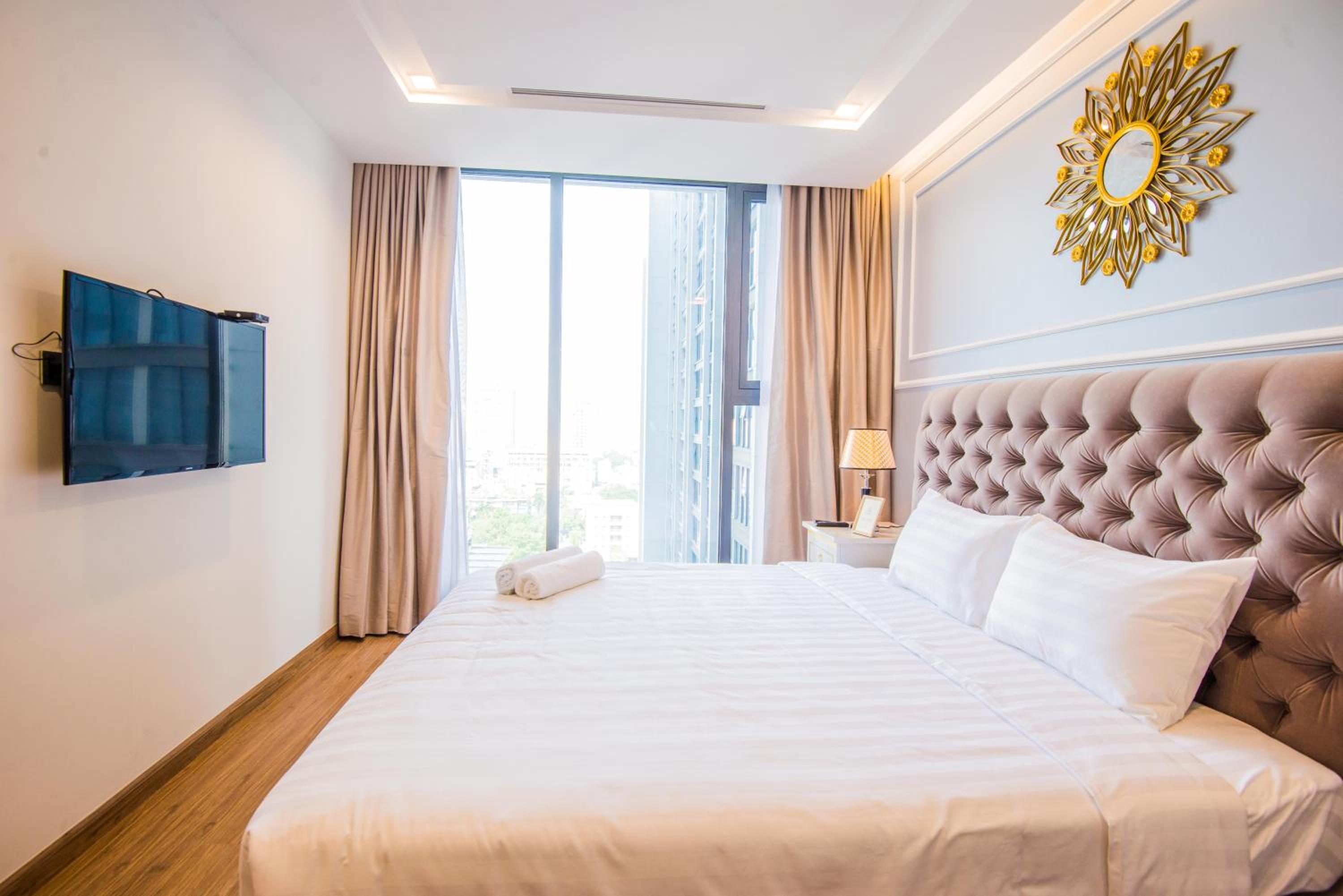 Premium Apartment Vinhomes Metropolis BaDinh