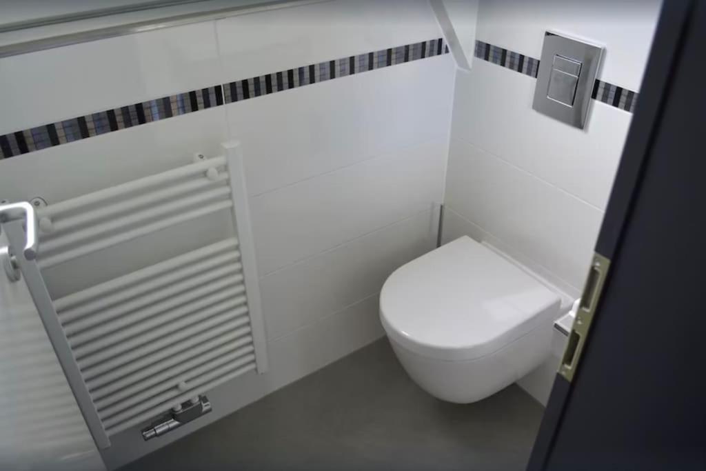 Ferienhaus in Waldkatzenbach modern & renoviert