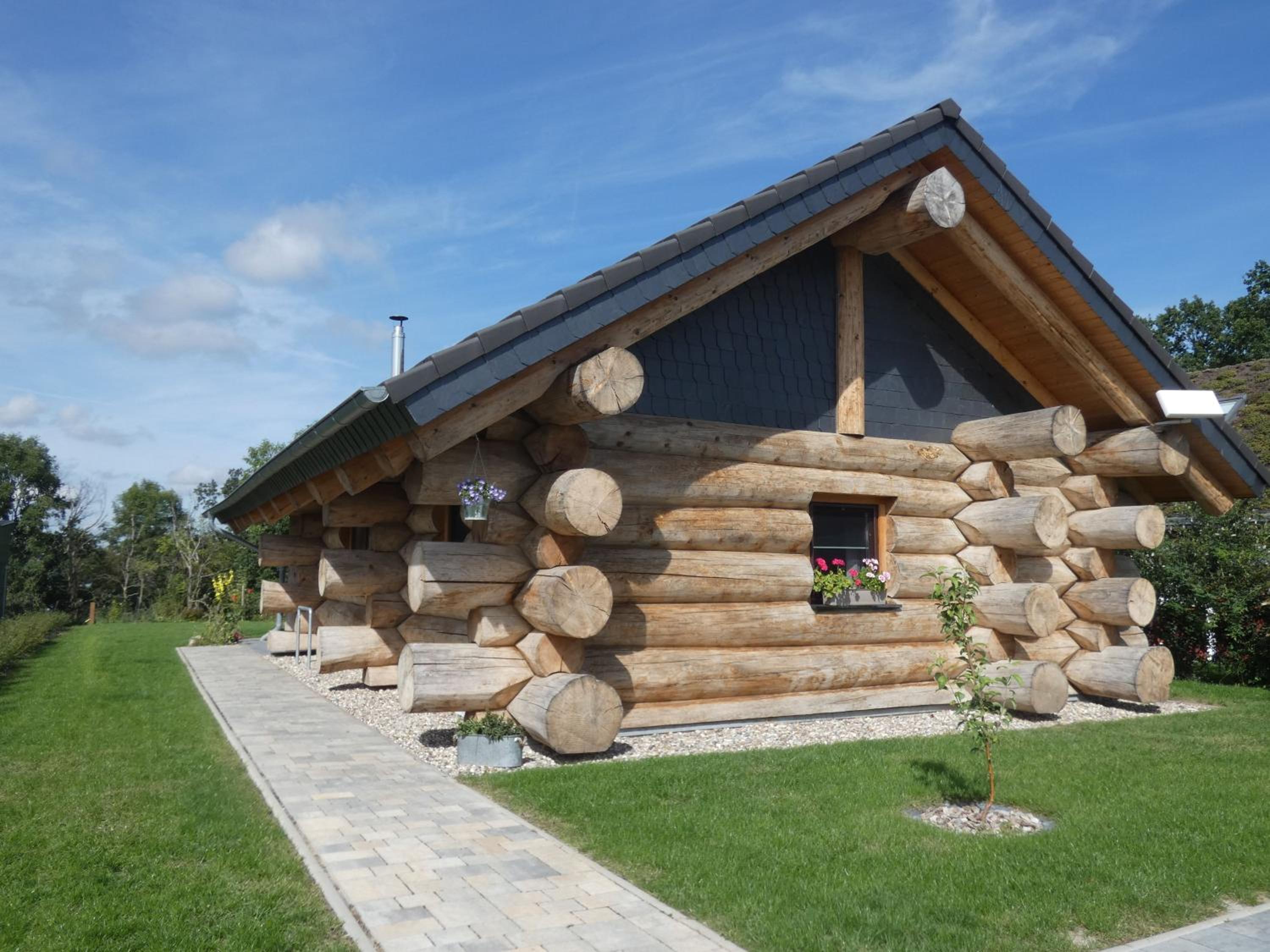 Naturstammhaus Tollensesee