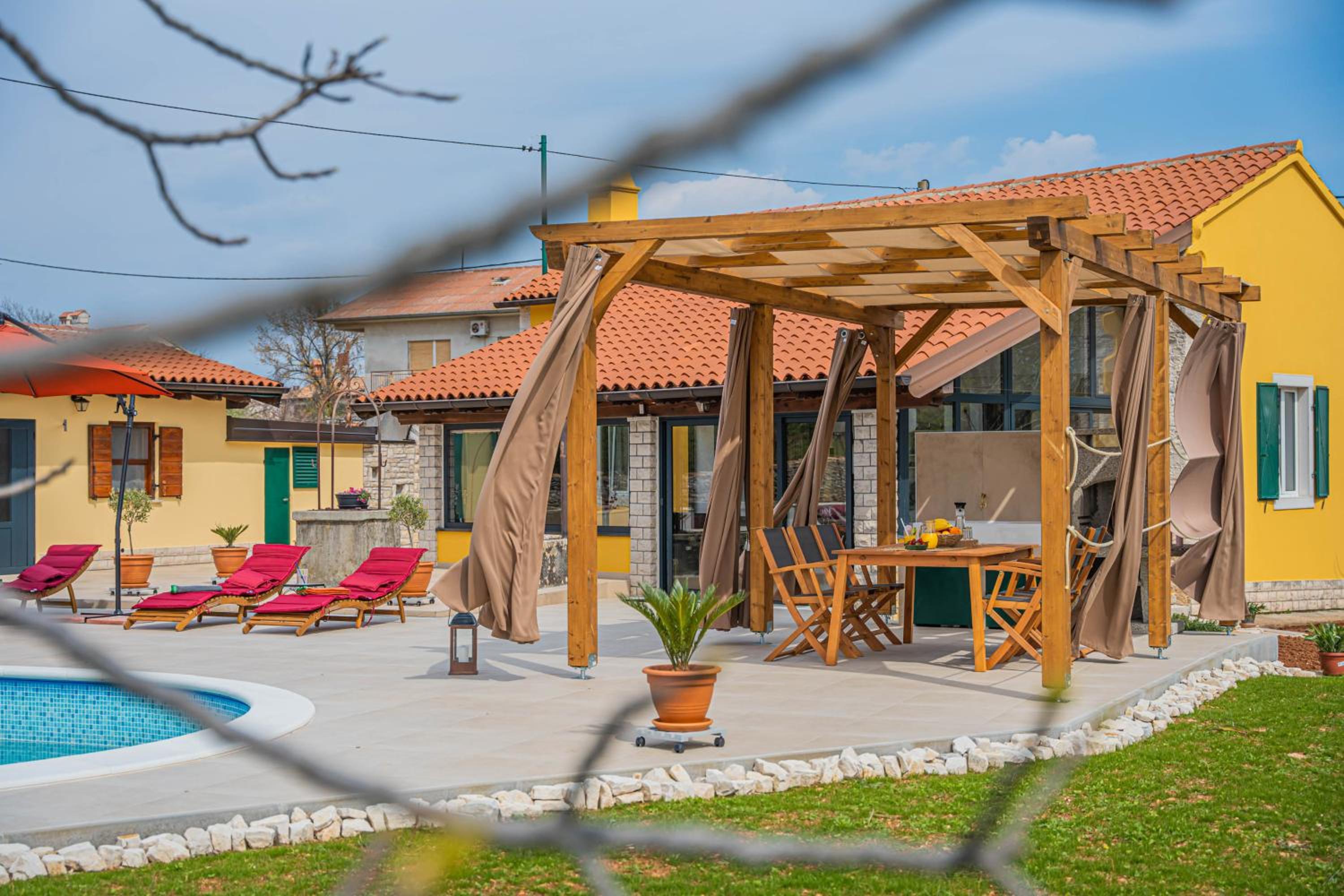 Ferienhaus/HolidayHouse Smokvica **** in Rakalj view 5