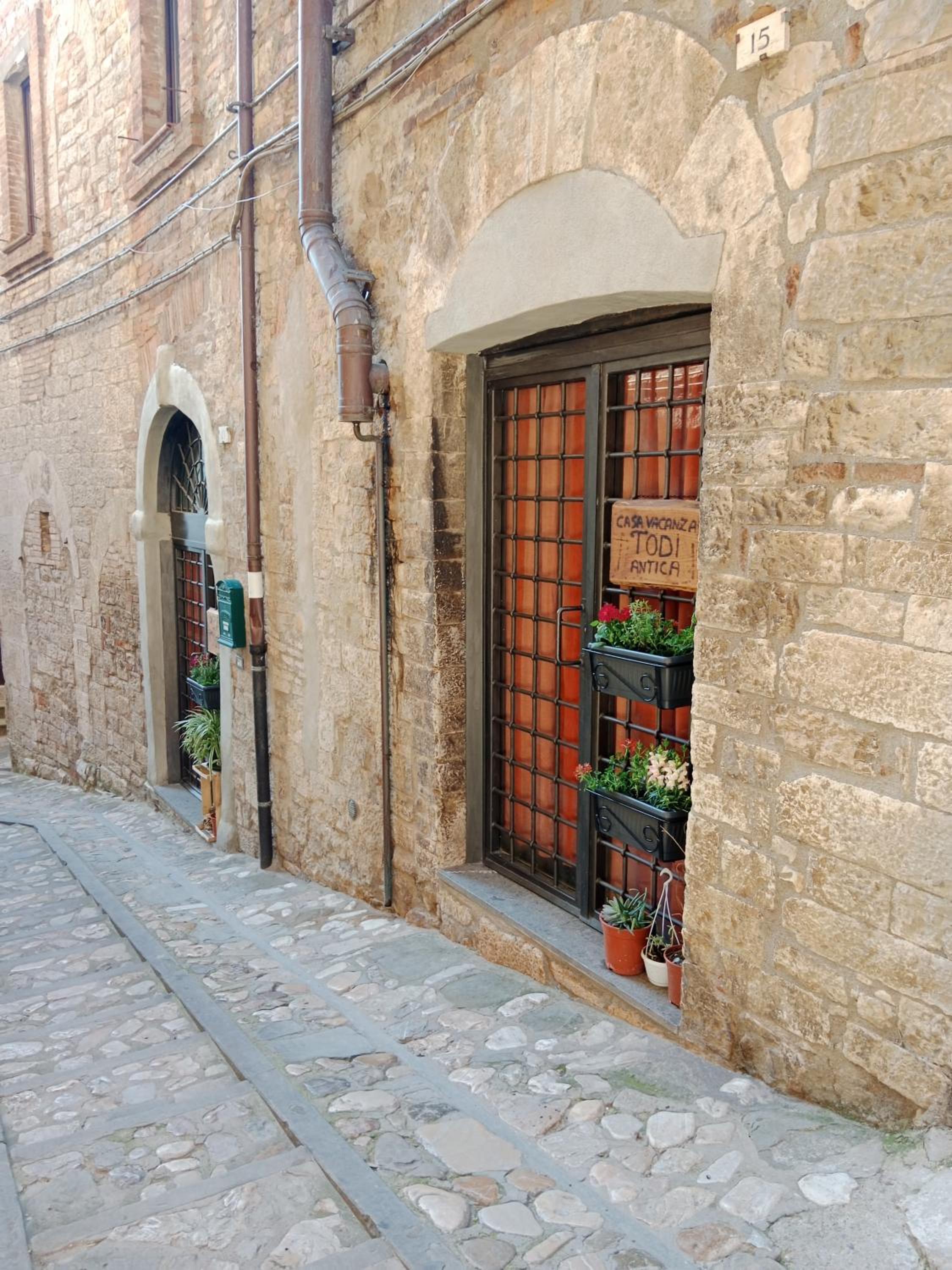Photo 33