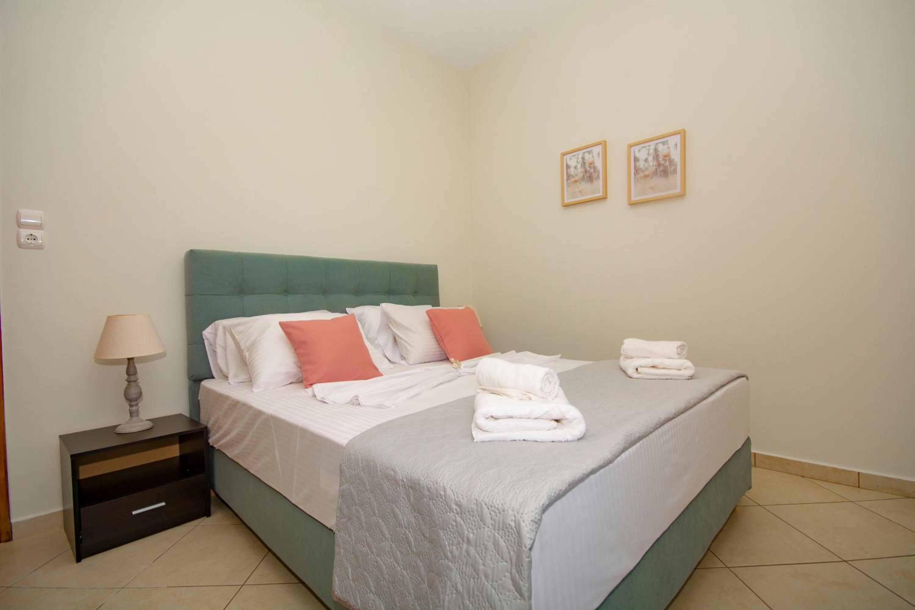 Jasmine House Kissamos view 4