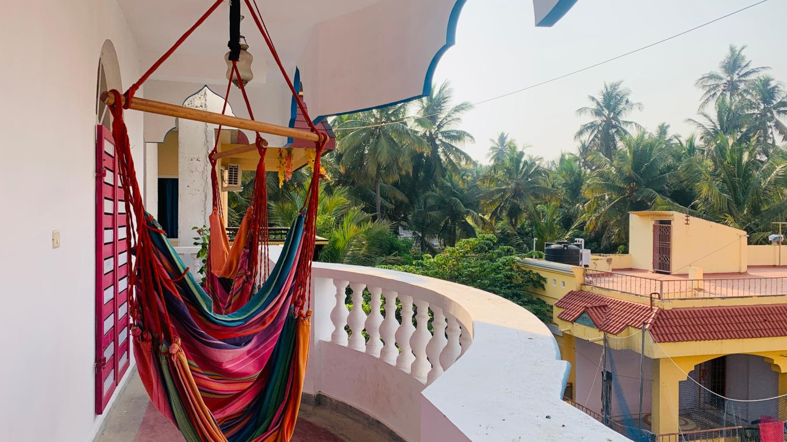 Holi-Wood Guesthouse