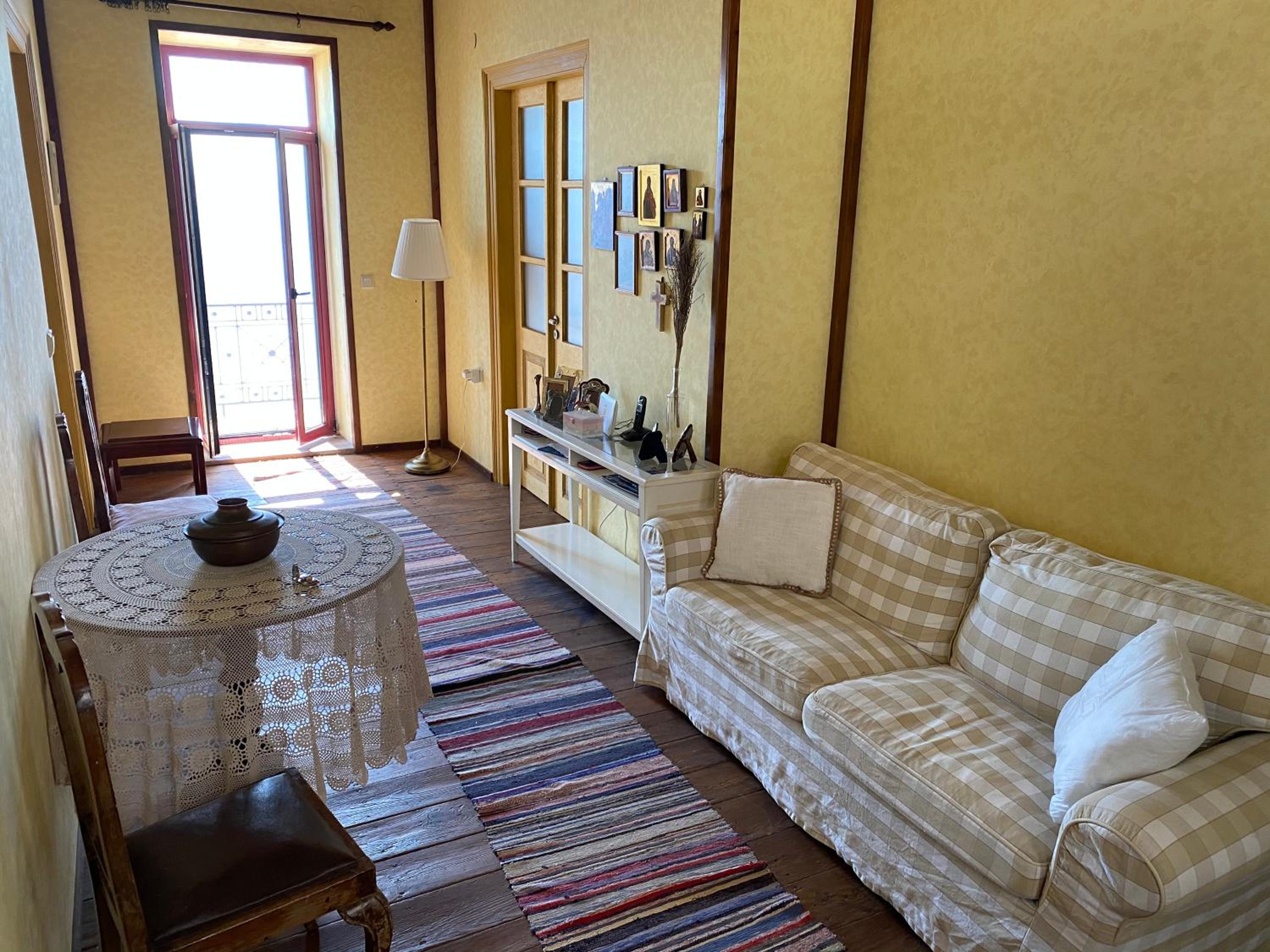 MOLYVOS BOUTIQUE HOUSE view 2