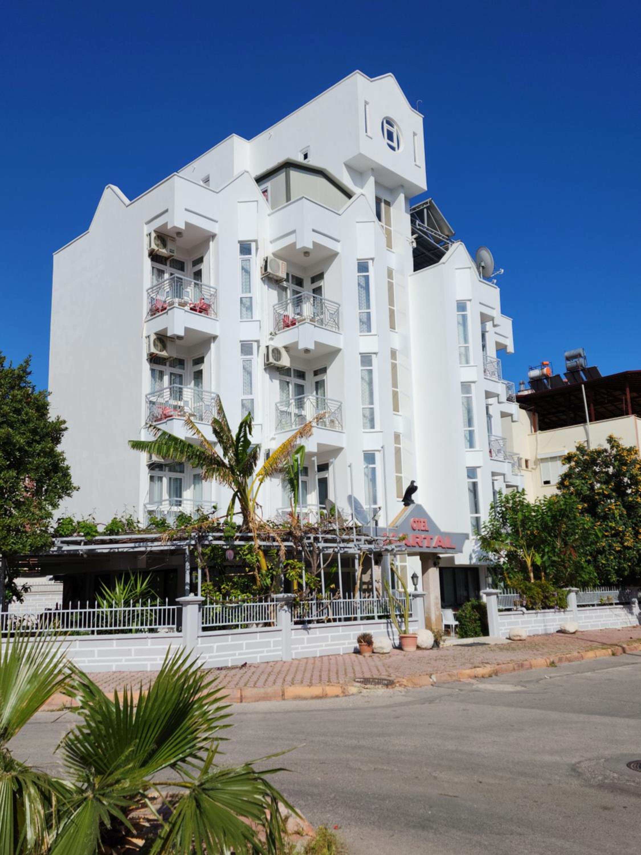 Kartal Hotel - Image 30