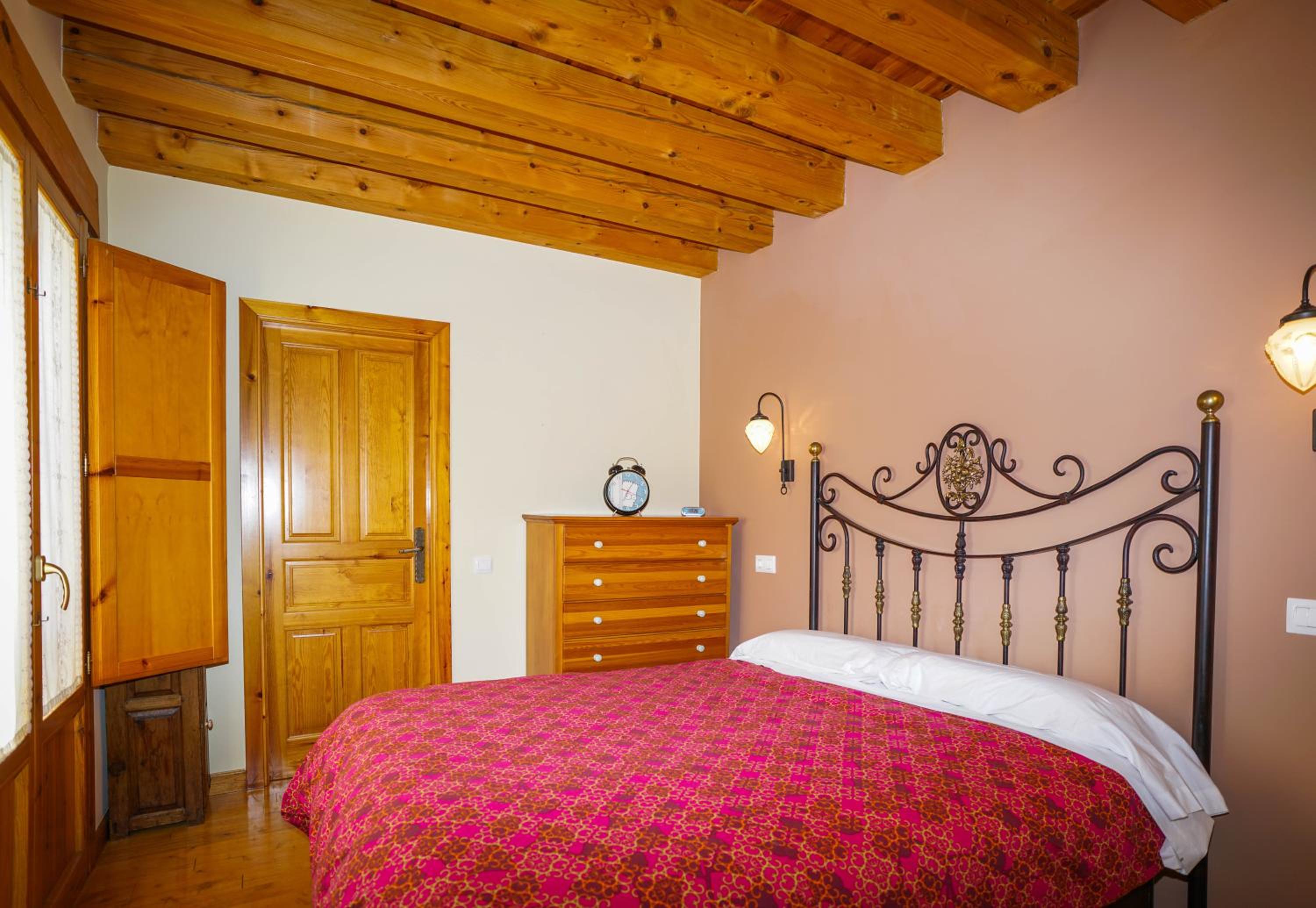 Casa Arnedillo by Apartamentos Arnedillo