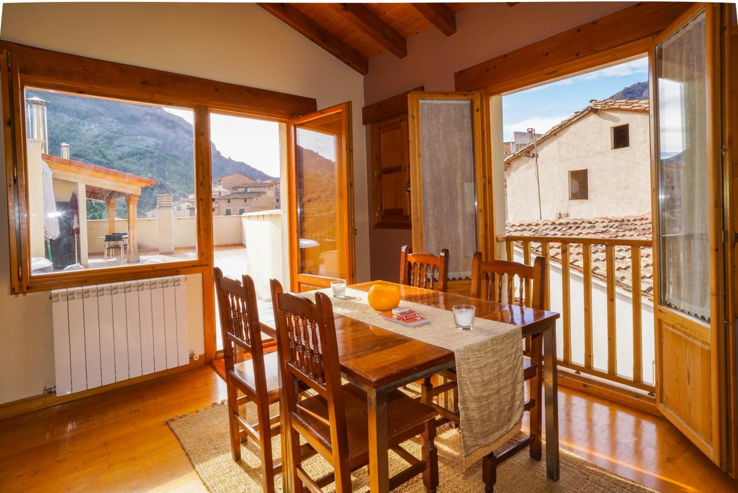 Casa Arnedillo by Apartamentos Arnedillo