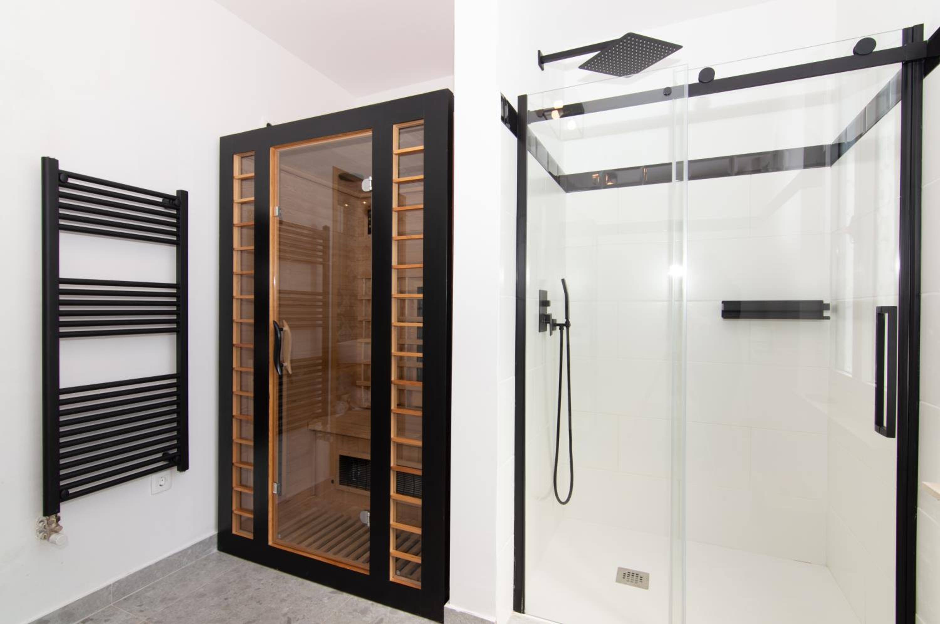 Villa Beatrice by Locap Group view 5