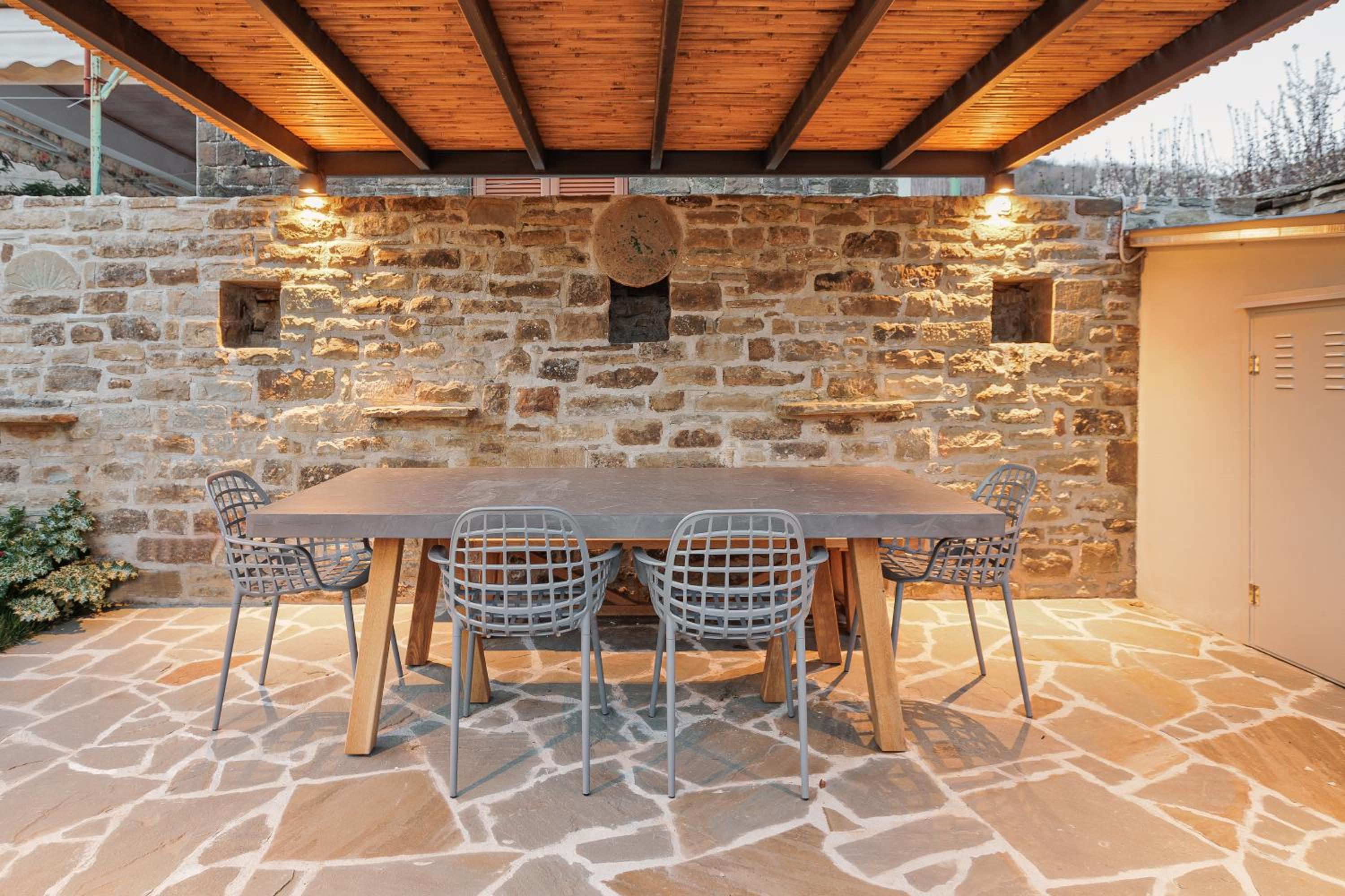 LozArt Traditional Stone House