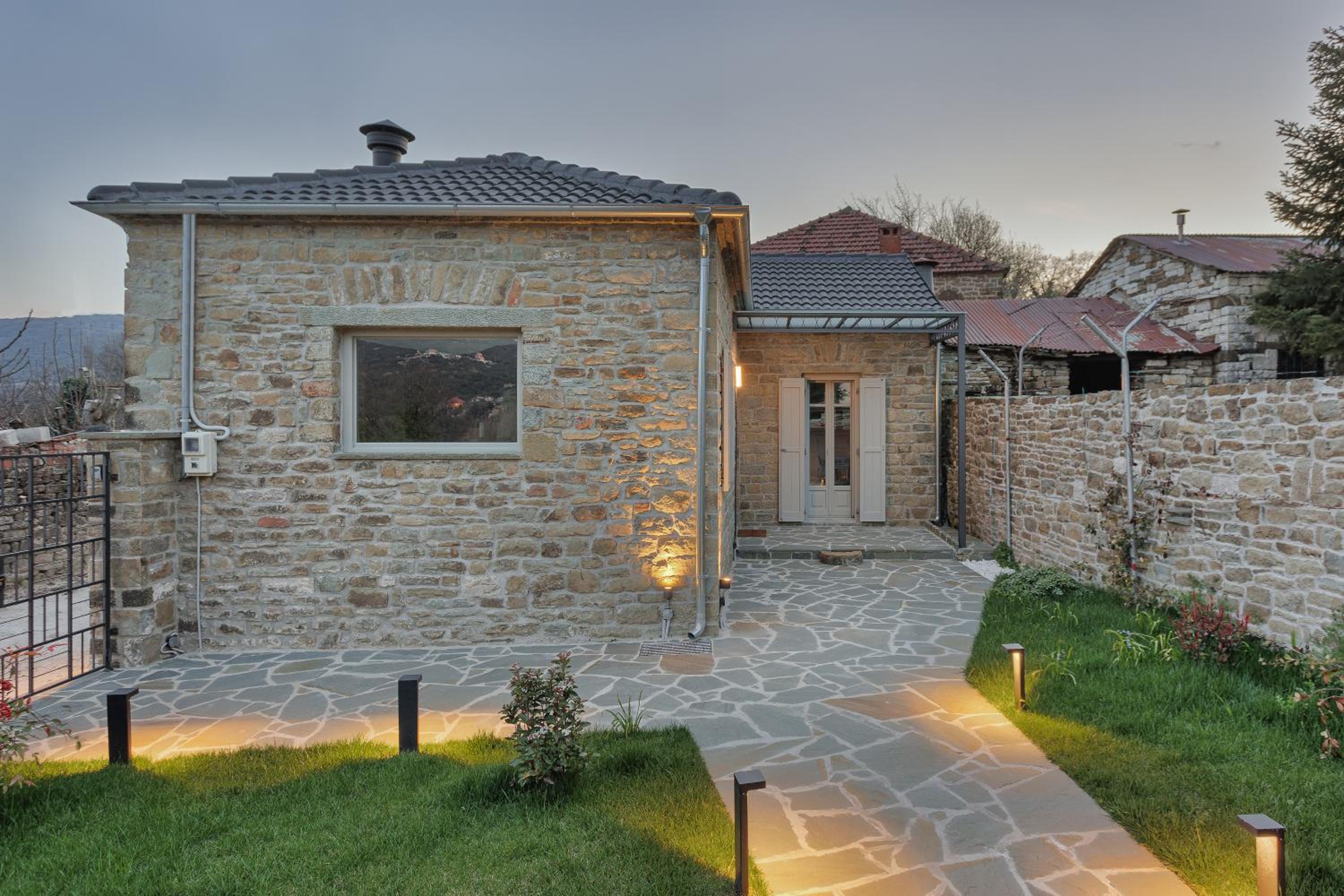 LozArt Traditional Stone House