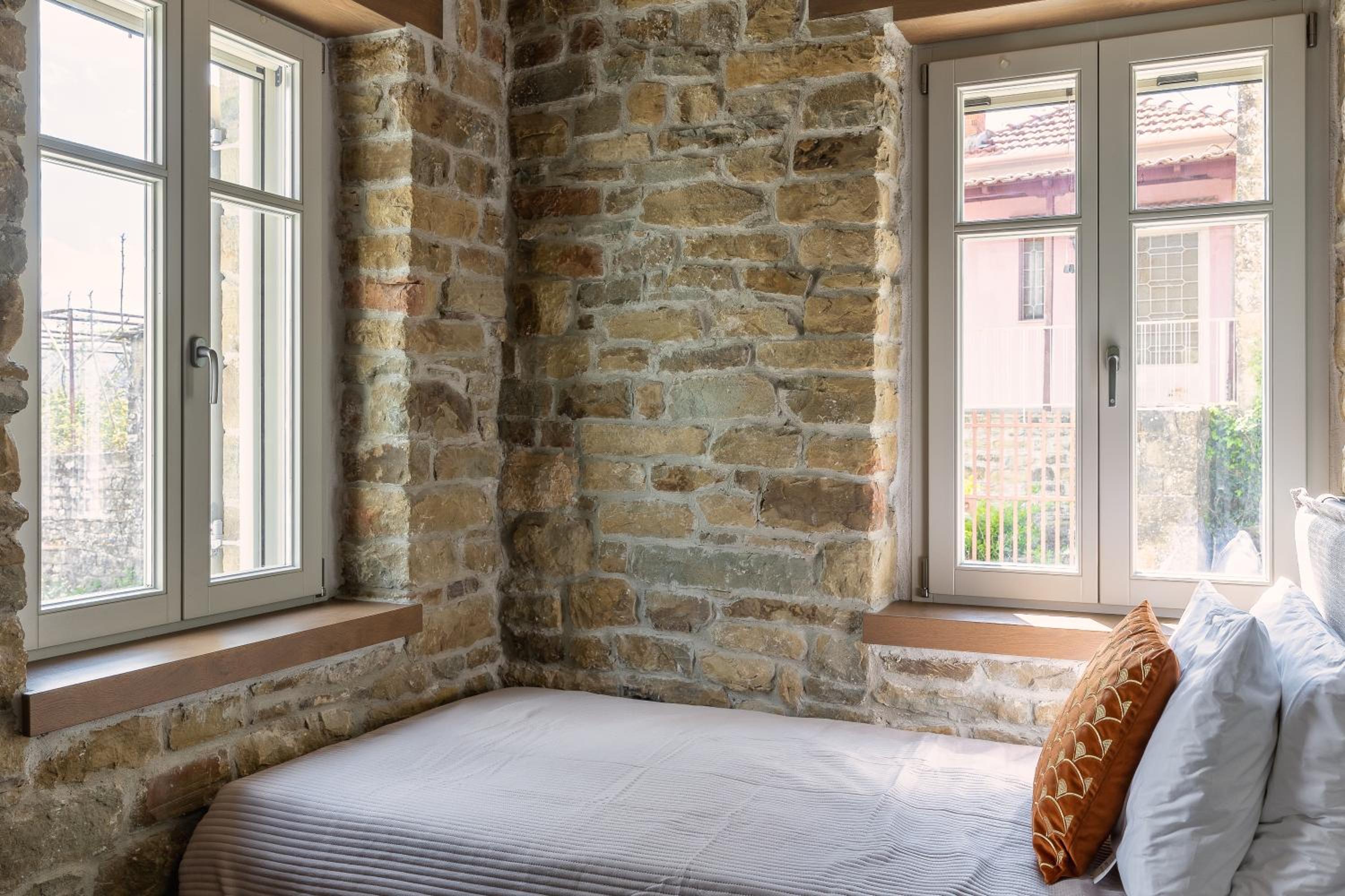 LozArt Traditional Stone House