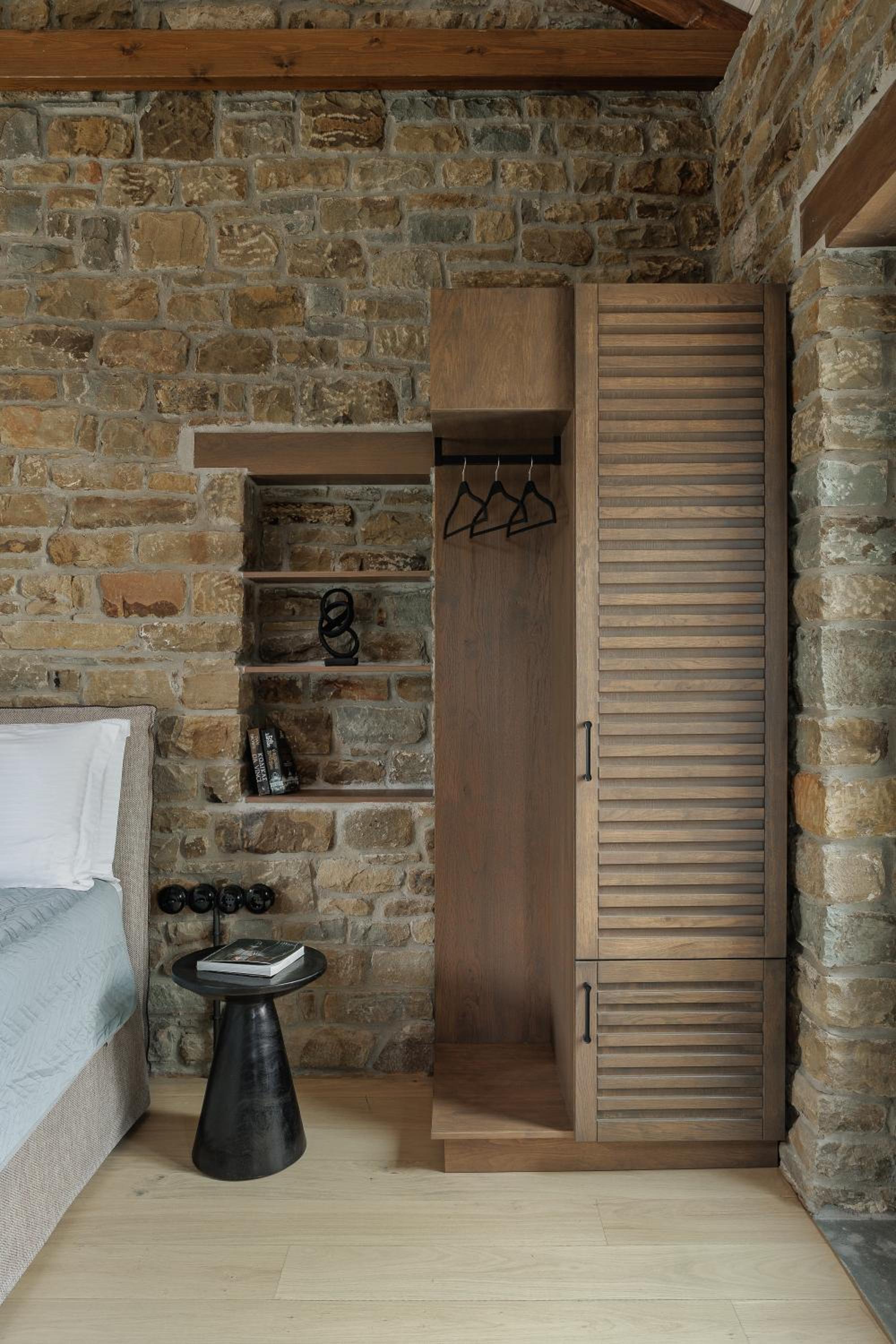 LozArt Traditional Stone House