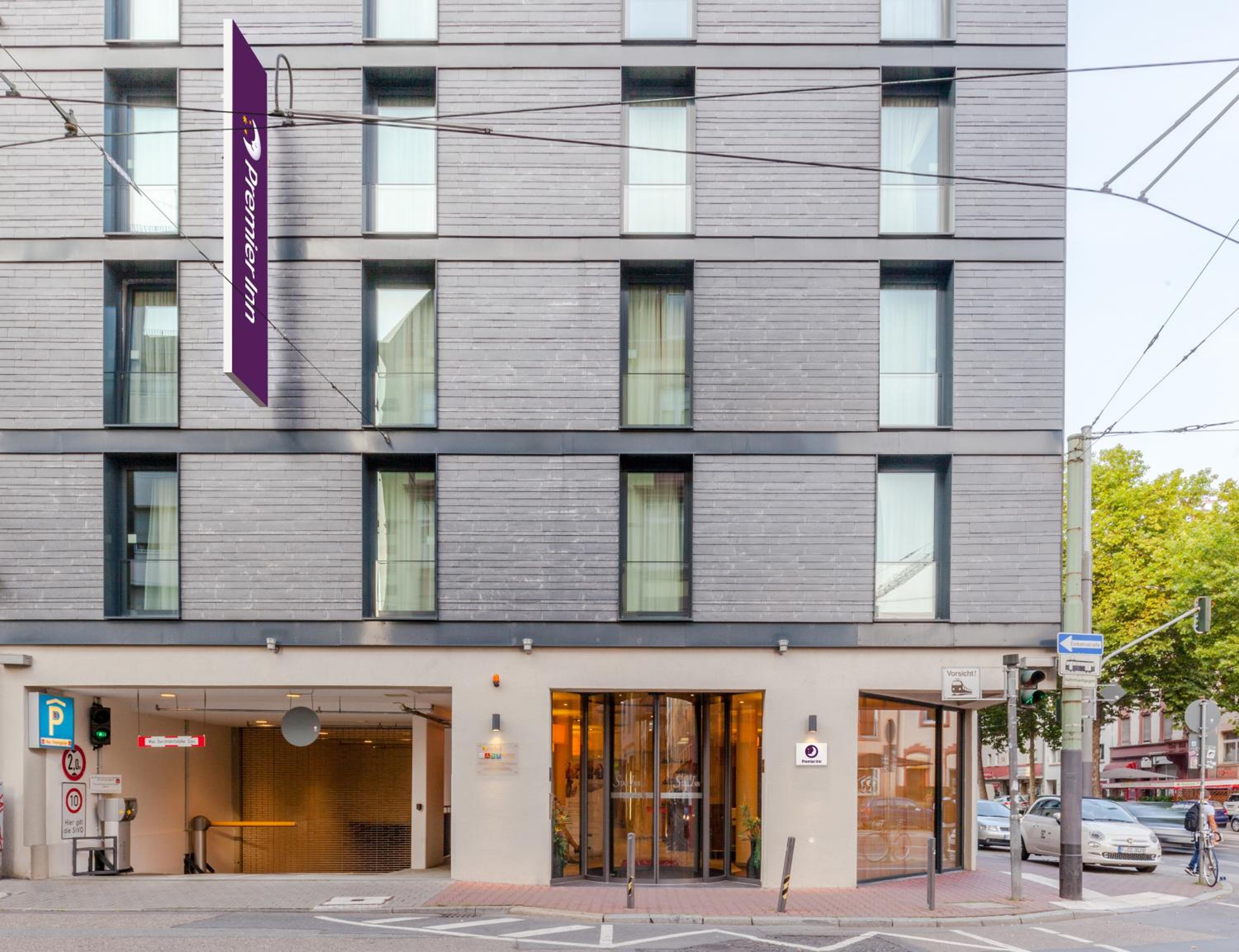Premier Inn Frankfurt City Europaviertel - Property Image 54