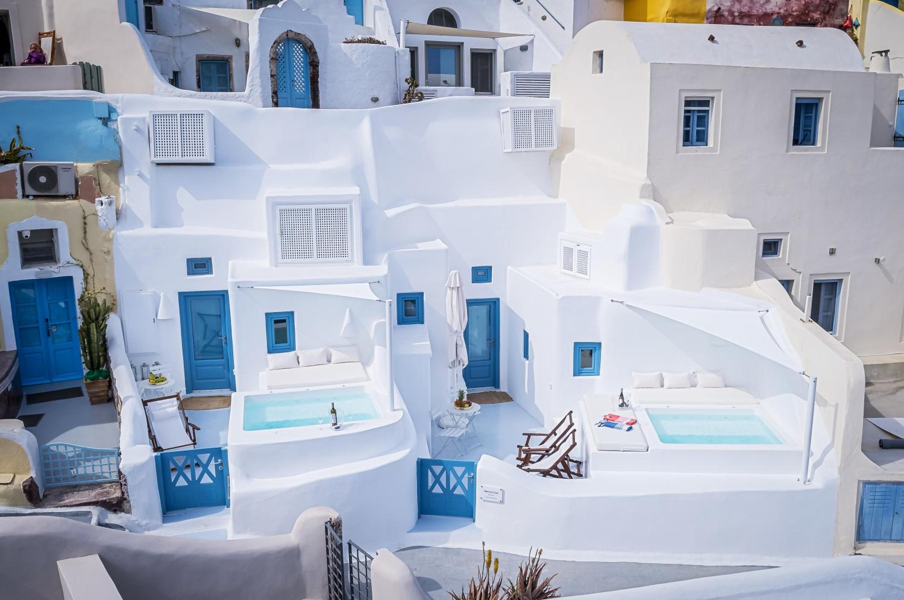 Aristos Life Luxury Cave Villas