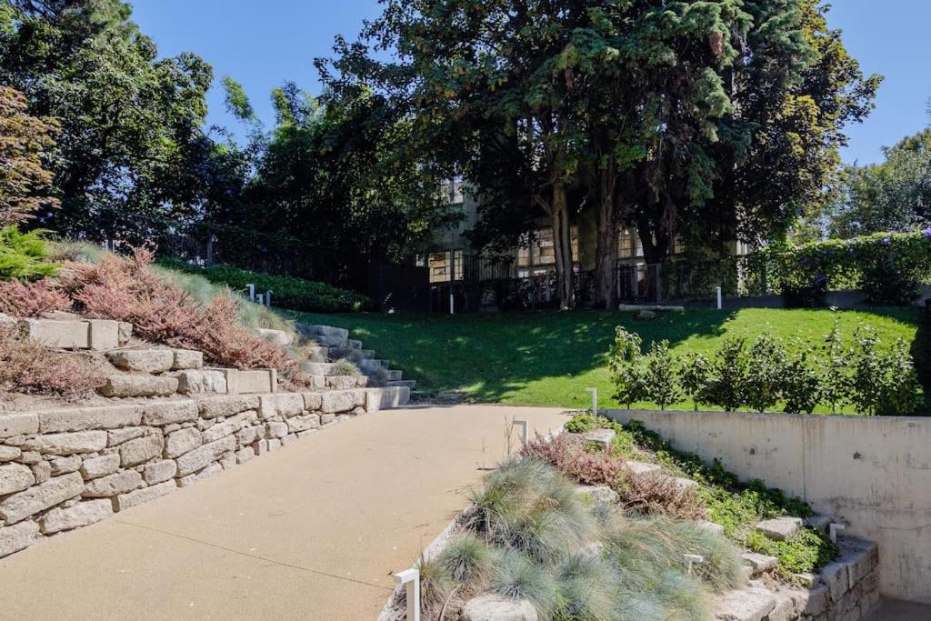 Boutique Rentals-Primrose Terrace&Garage