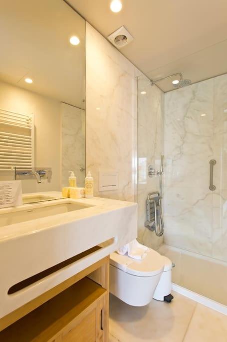 Boutique Rentals-Primrose Terrace&Garage