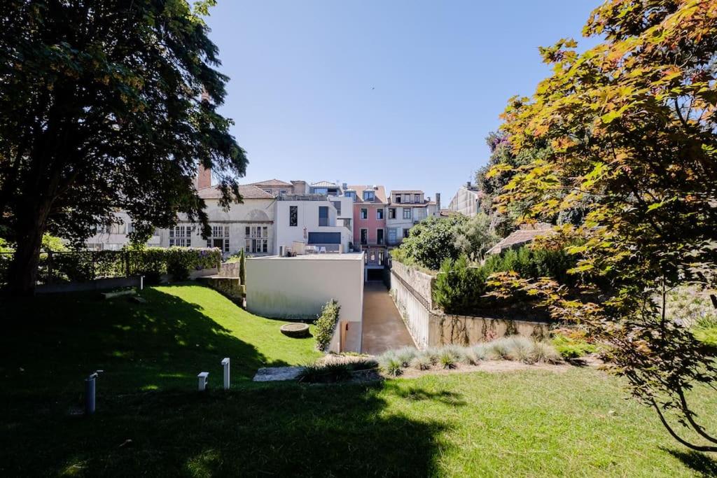 Boutique Rentals-Primrose Terrace&Garage
