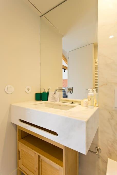 Boutique Rentals-Primrose Terrace&Garage