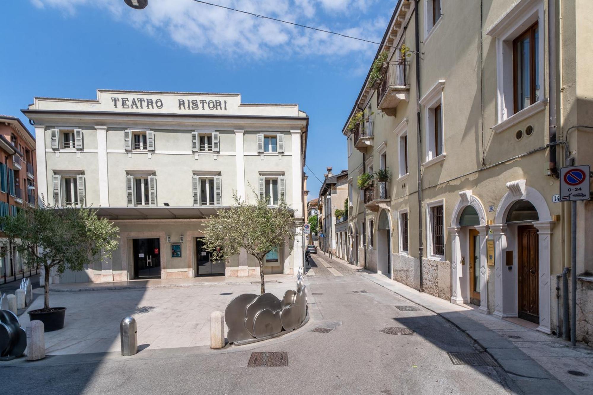 PALAZZO RISTORI
