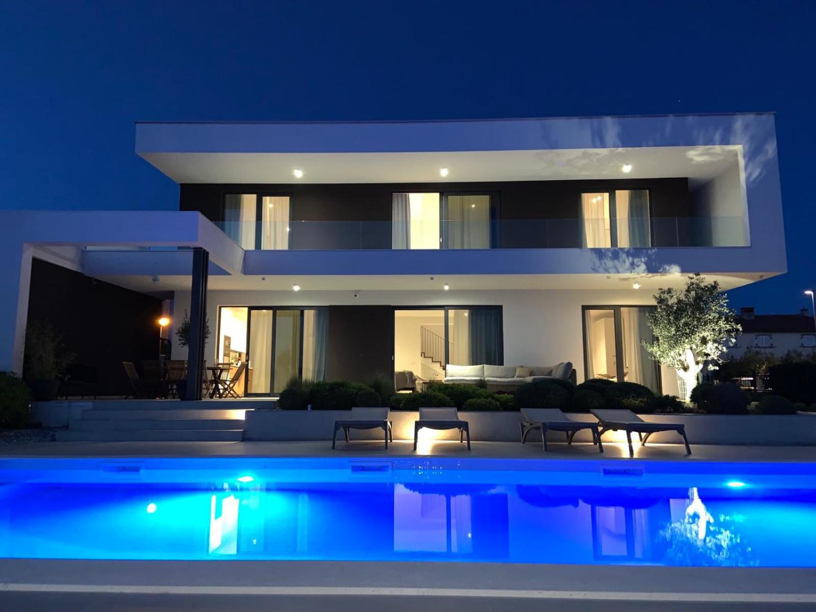 Sealine Villa