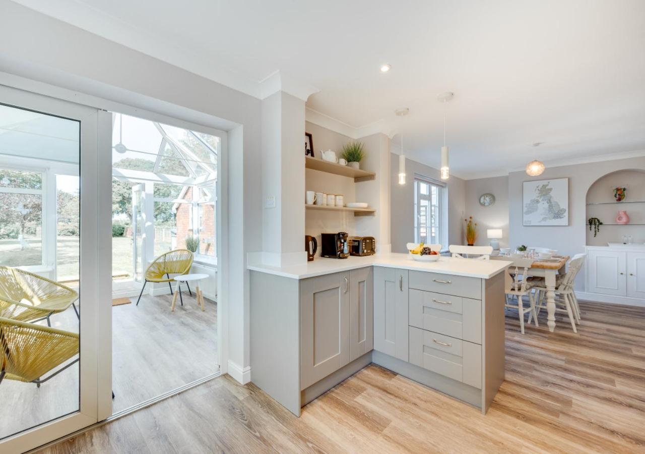 3 Bed in Rushmere St. Andrew oc-1lux view 2