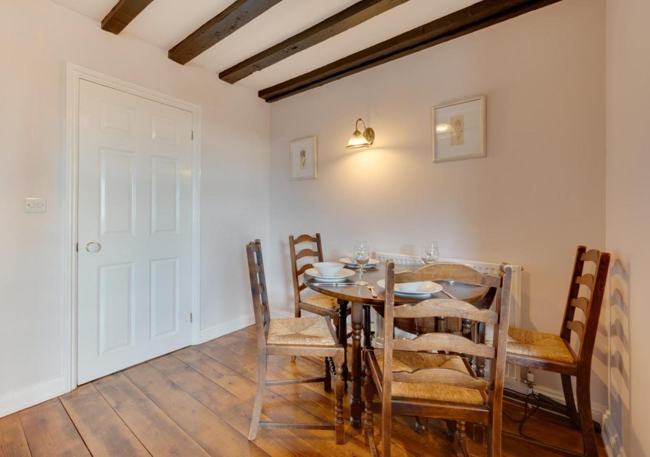 3 Bed in Belchamp Otten oc-2mf view 5