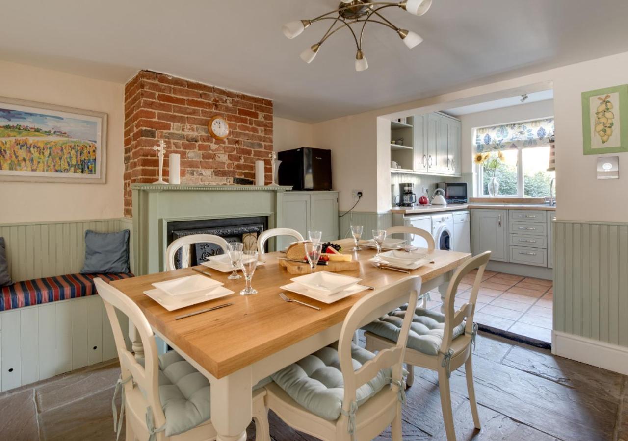 4 Bed in Southwold oc-30vs view 5