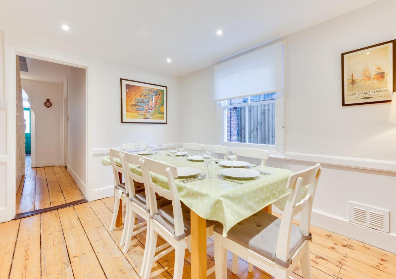 4 Bed in Southwold oc-sl140 view 4