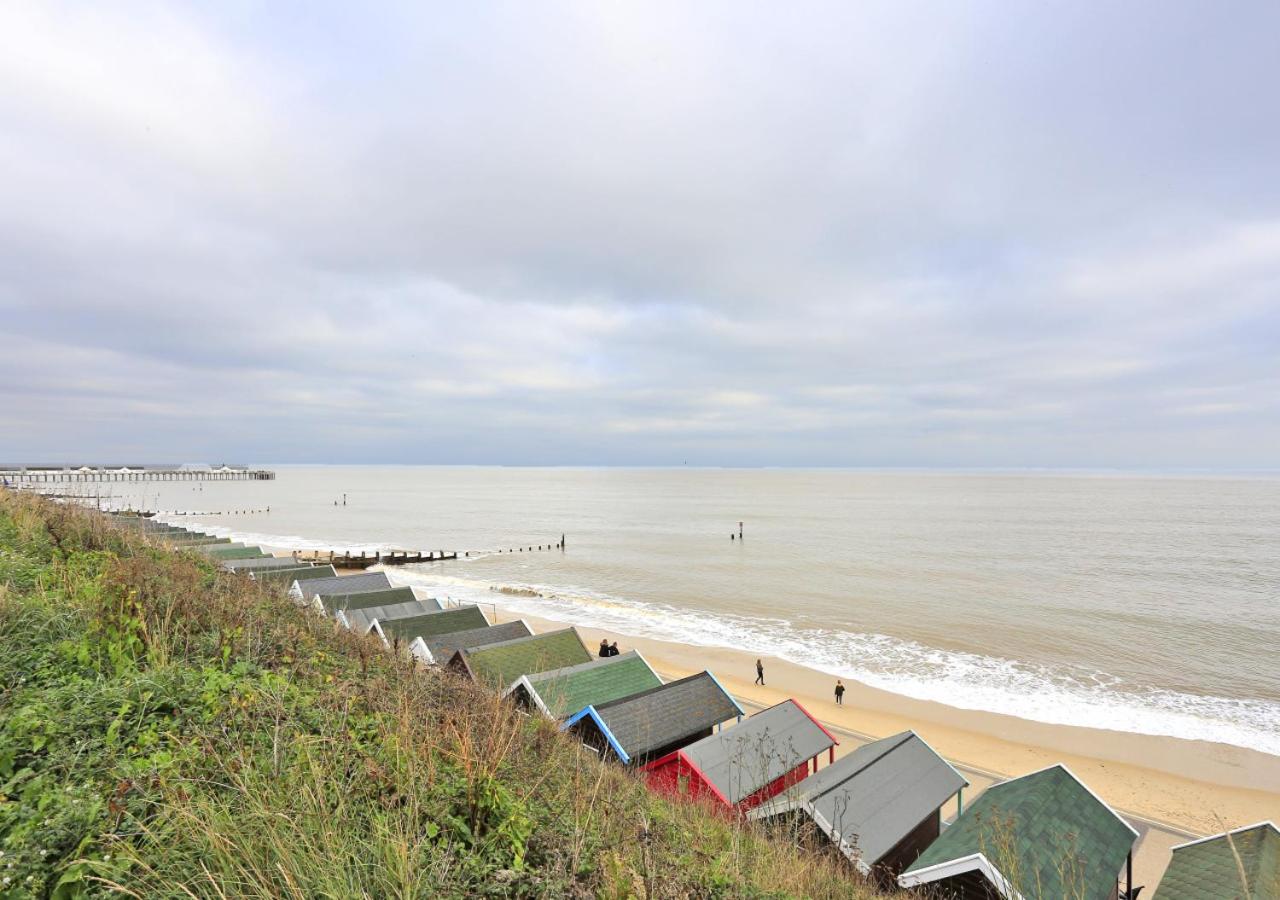 2 Bed in Southwold oc-5eas view 5
