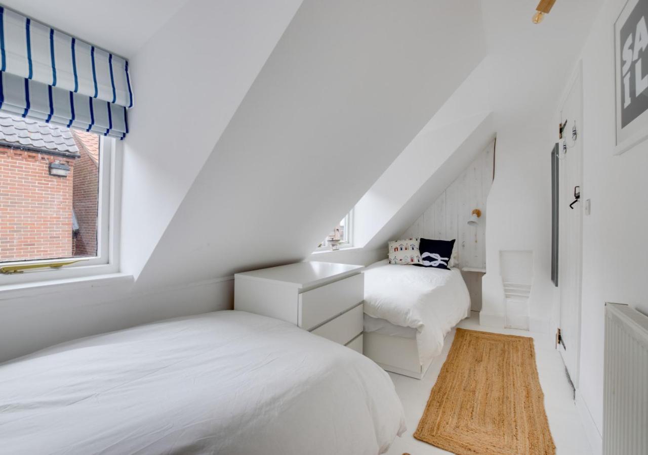 2 Bed in Southwold oc-19cs