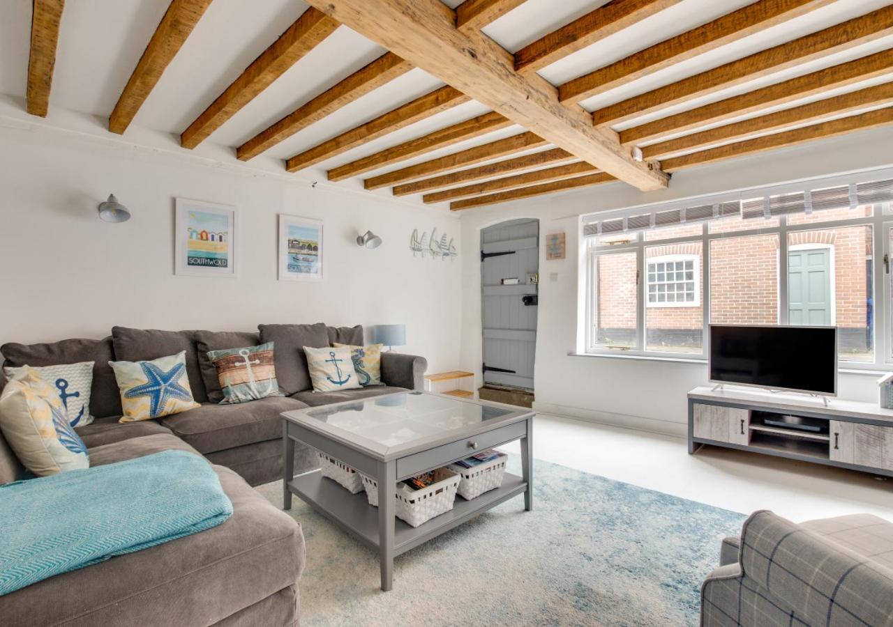 2 Bed in Southwold oc-19cs