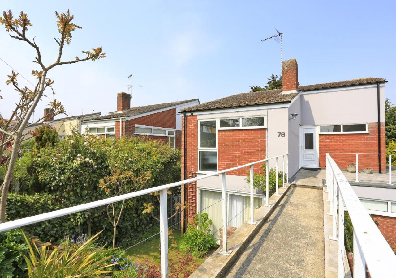 3 Bed in Southwold oc-arv